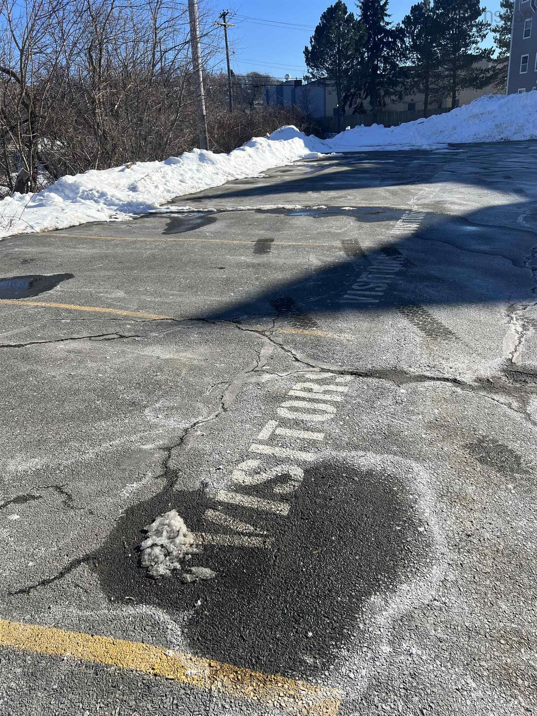 $299,900.00: 305 51 River Lane, Bedford