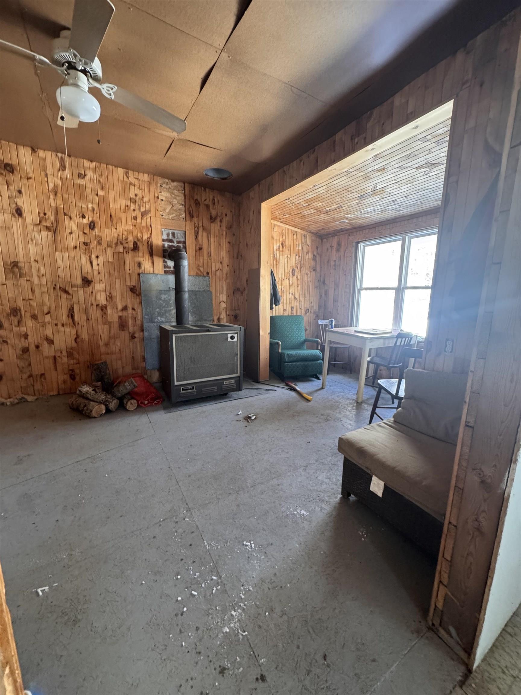 $120,000.00: 3663 Victory Road, Victory