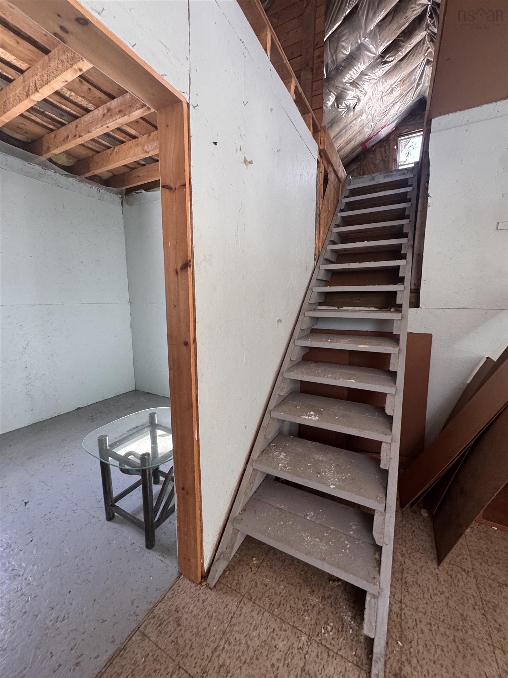 $120,000.00: 3663 Victory Road, Victory