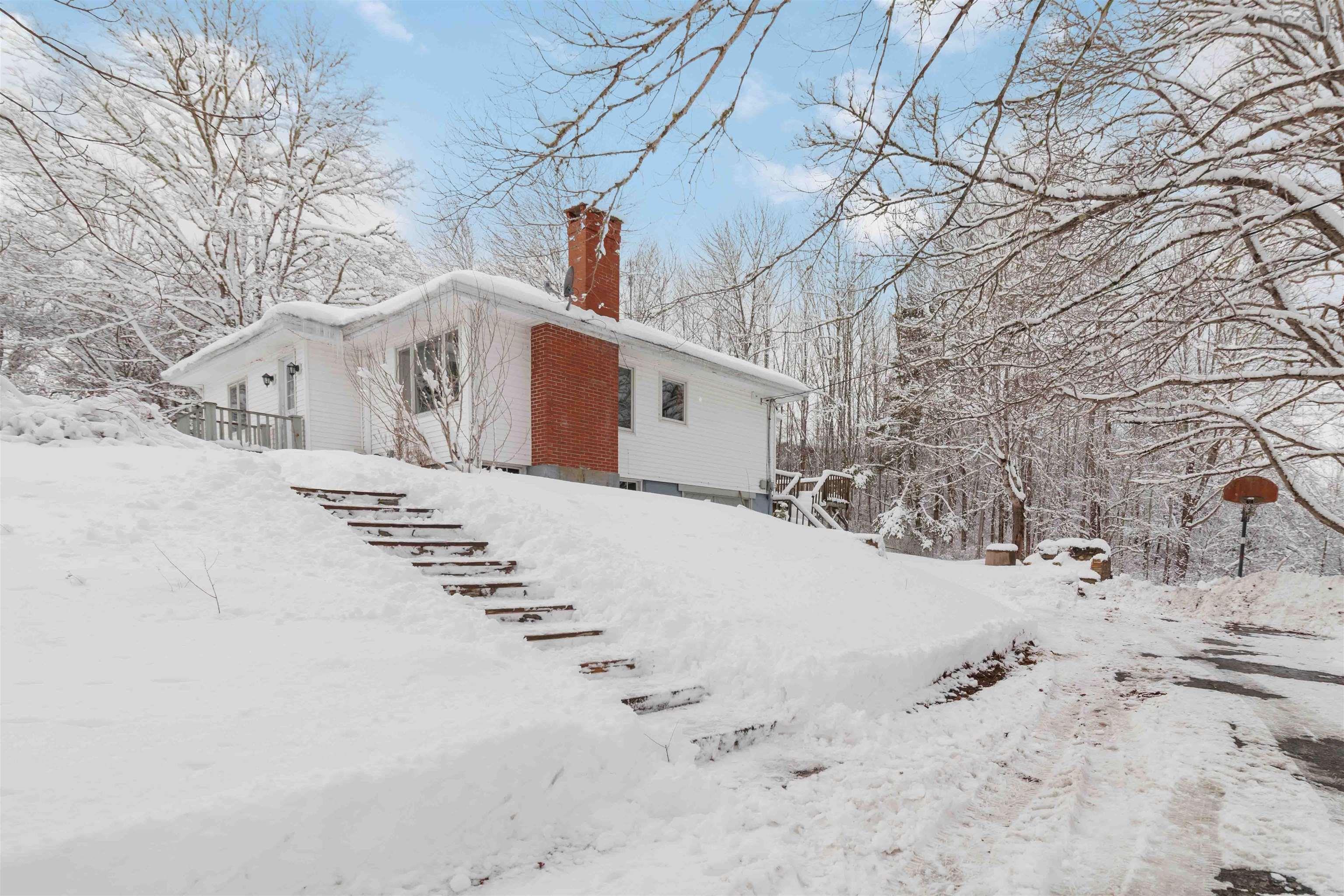 $265,000.00: 10 West Caledonia Road, Caledonia