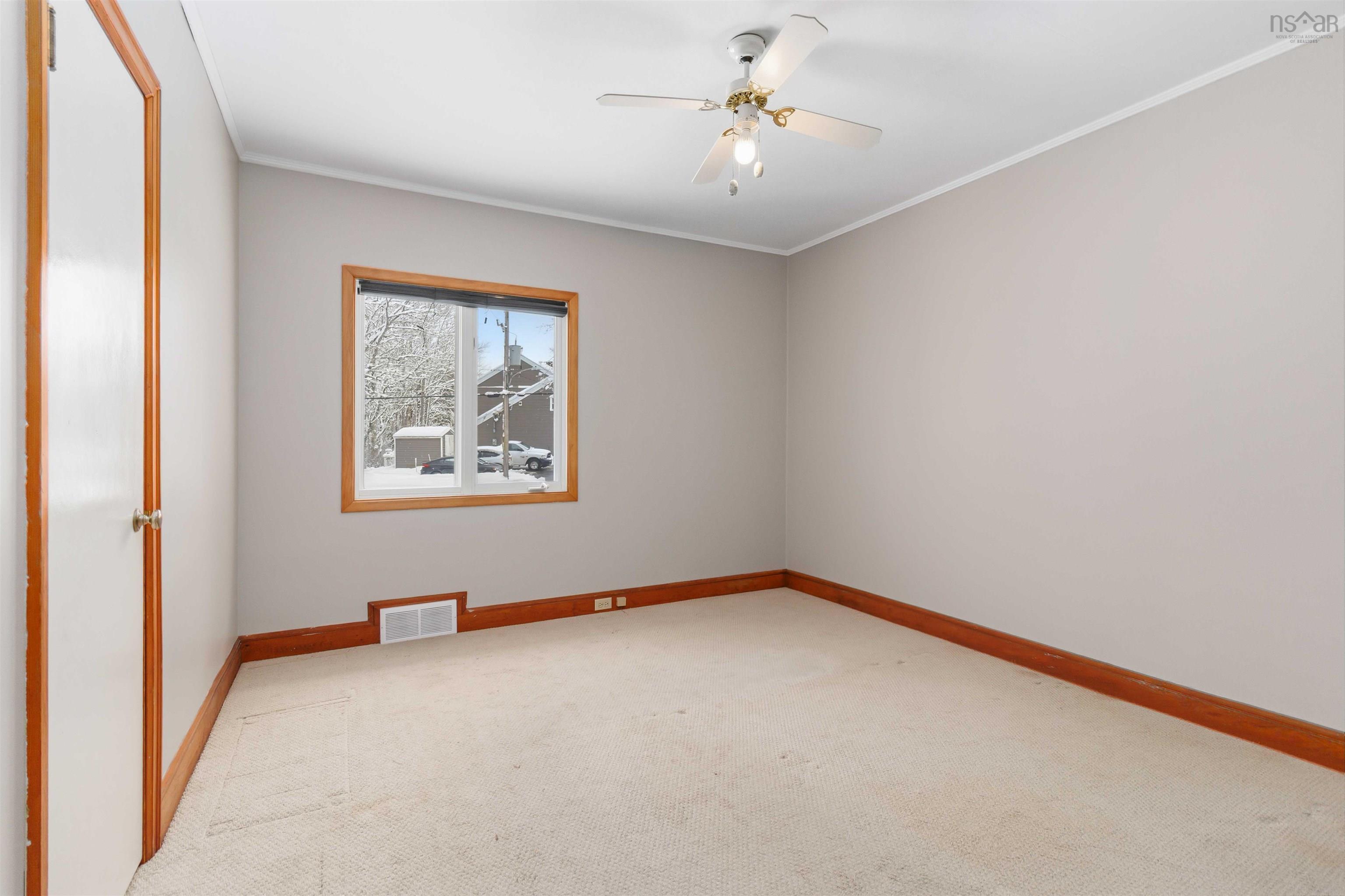 $255,000.00: 10 West Caledonia Road, Caledonia