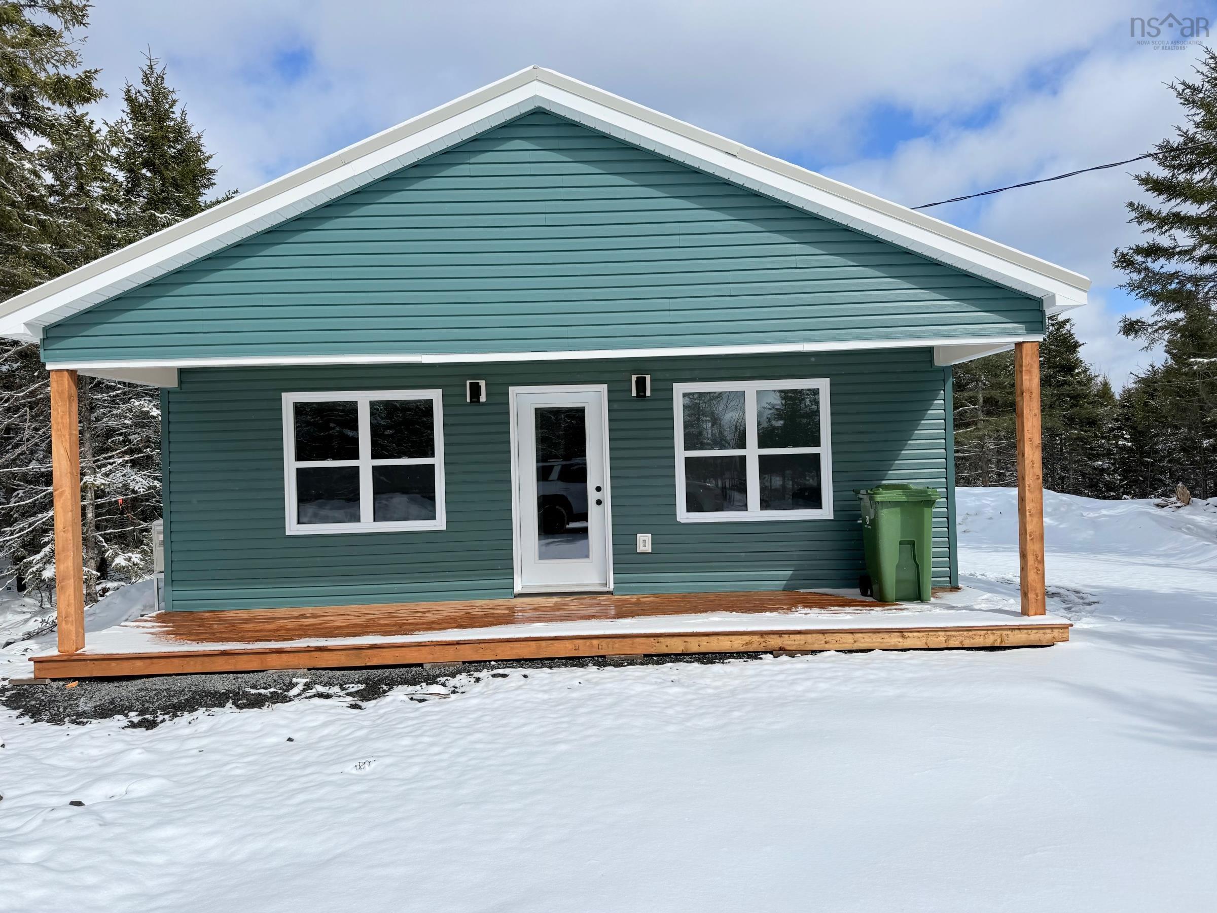 $379,900.00: 278 23 Lakewood Court, East Uniacke