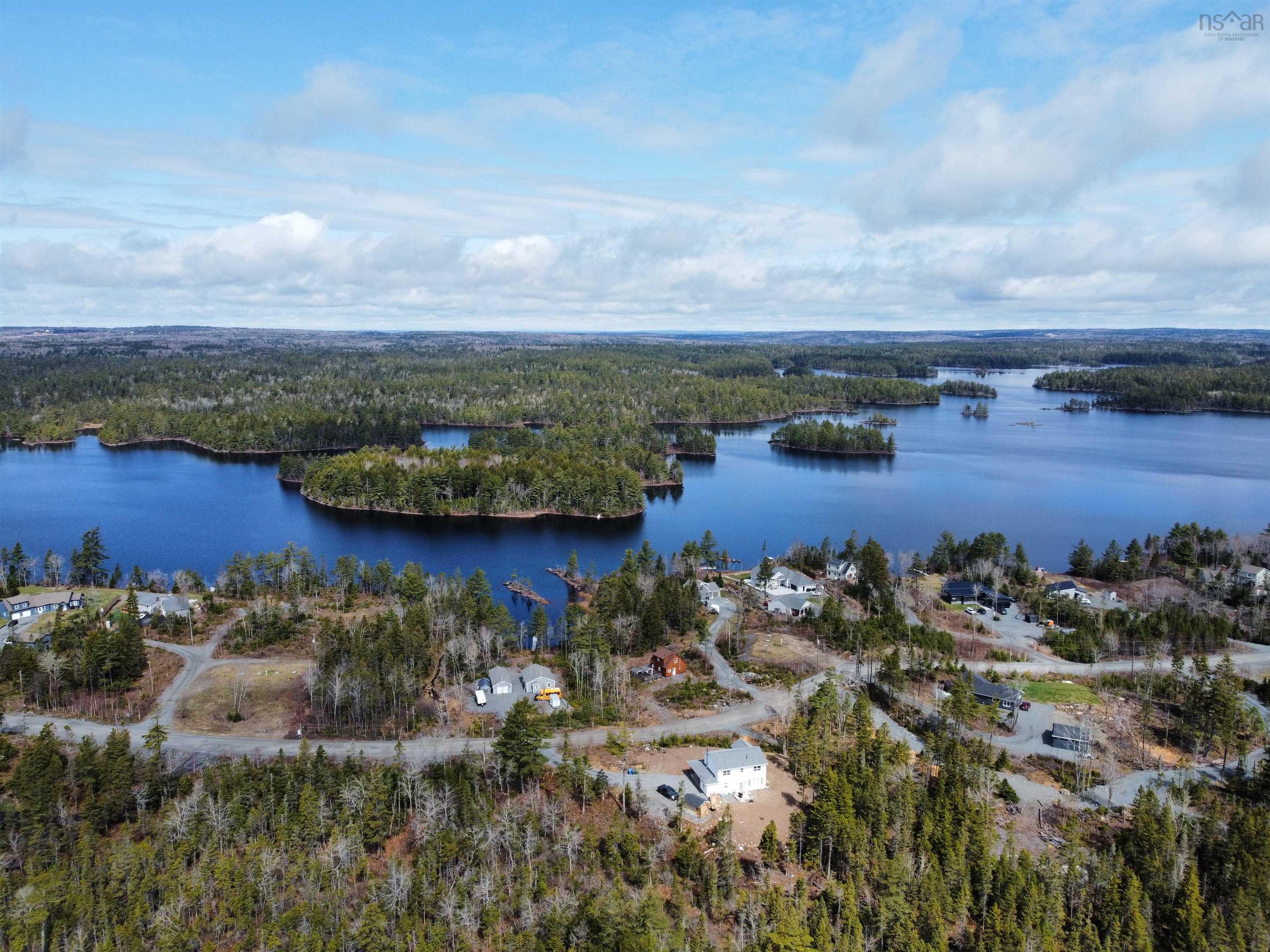 $379,900.00: 278 Lakewood Court, East Uniacke