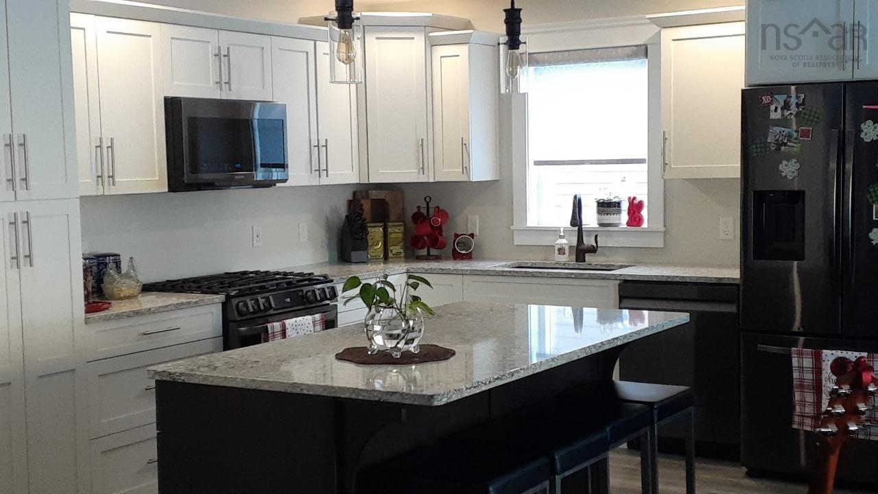 $625,000.00: 22 Leaside Court, Port Williams