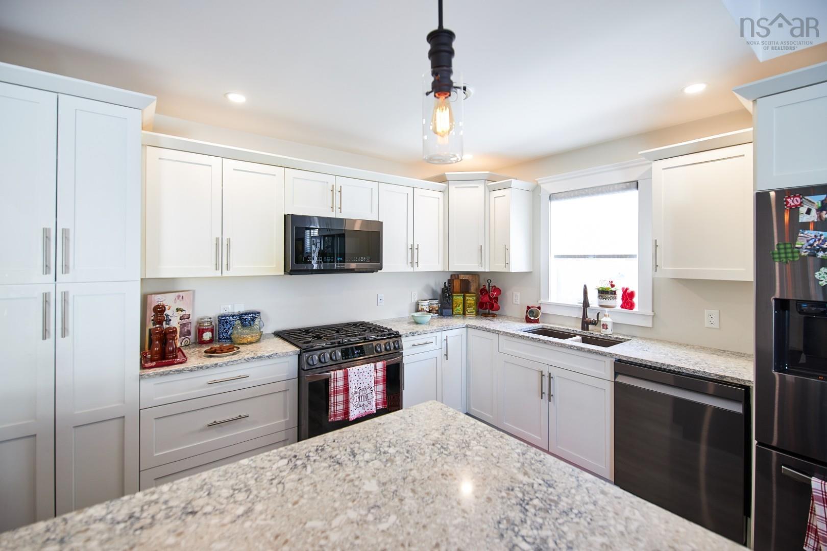 $625,000.00: 22 Leaside Court, Port Williams