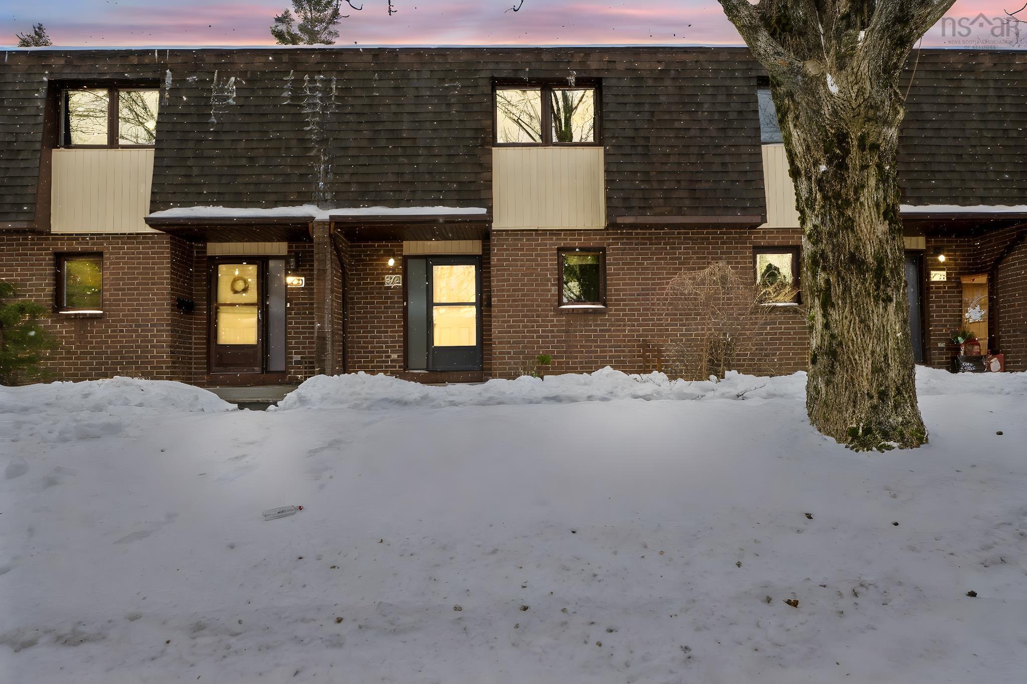 $425,000.00: 222 Willett Street, Halifax