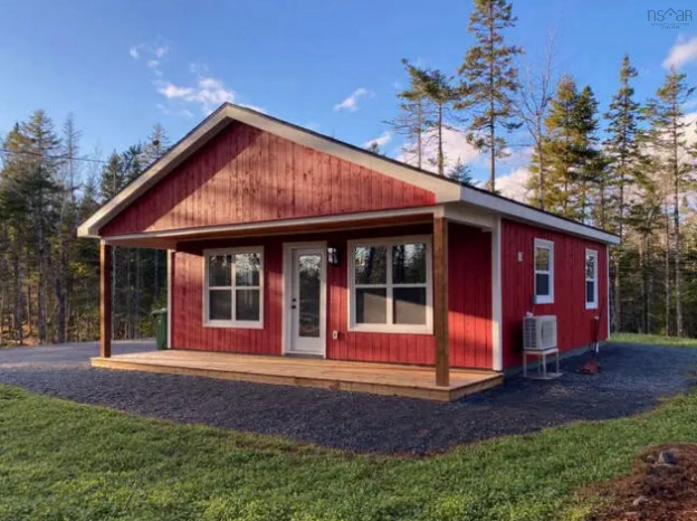 $359,900.00: 272 Explorer Loop, East Uniacke