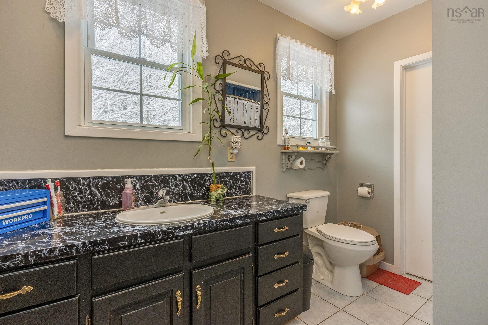 $445,000.00: 2184 Old Mill Road, South Farmington