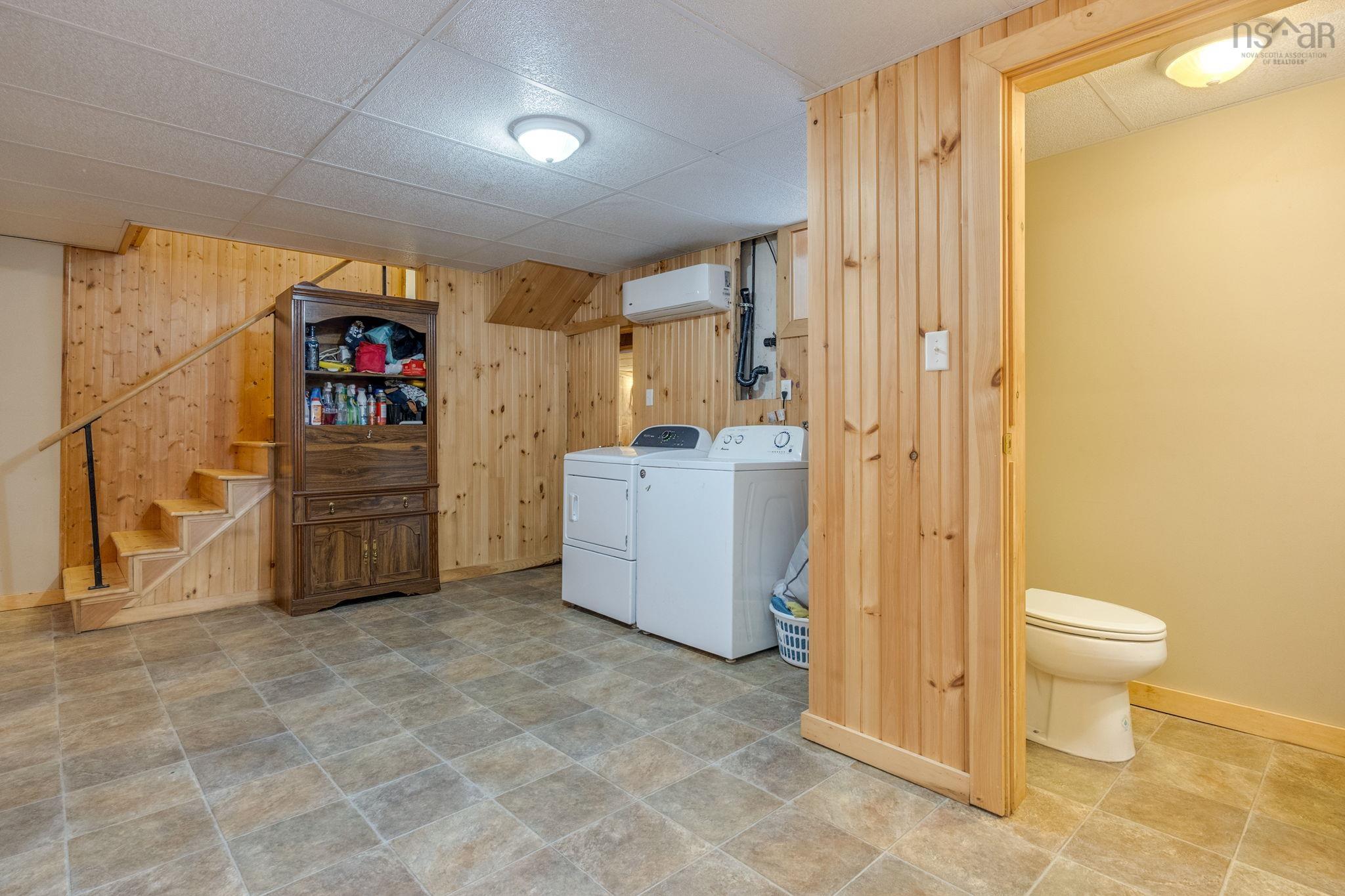 $445,000.00: 2184 Old Mill Road, South Farmington