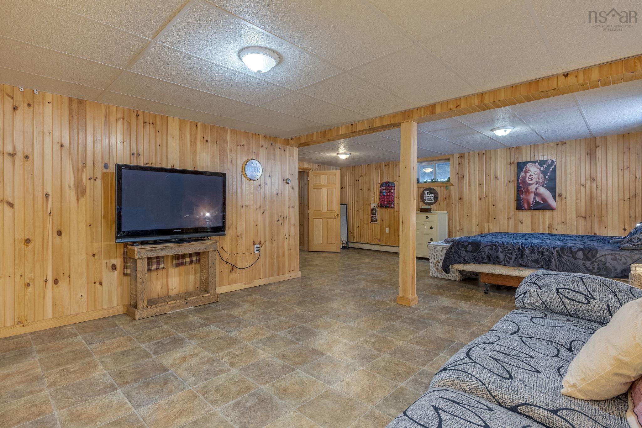 $445,000.00: 2184 Old Mill Road, South Farmington