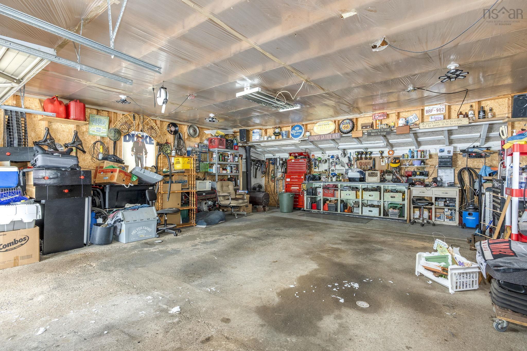 $445,000.00: 2184 Old Mill Road, South Farmington