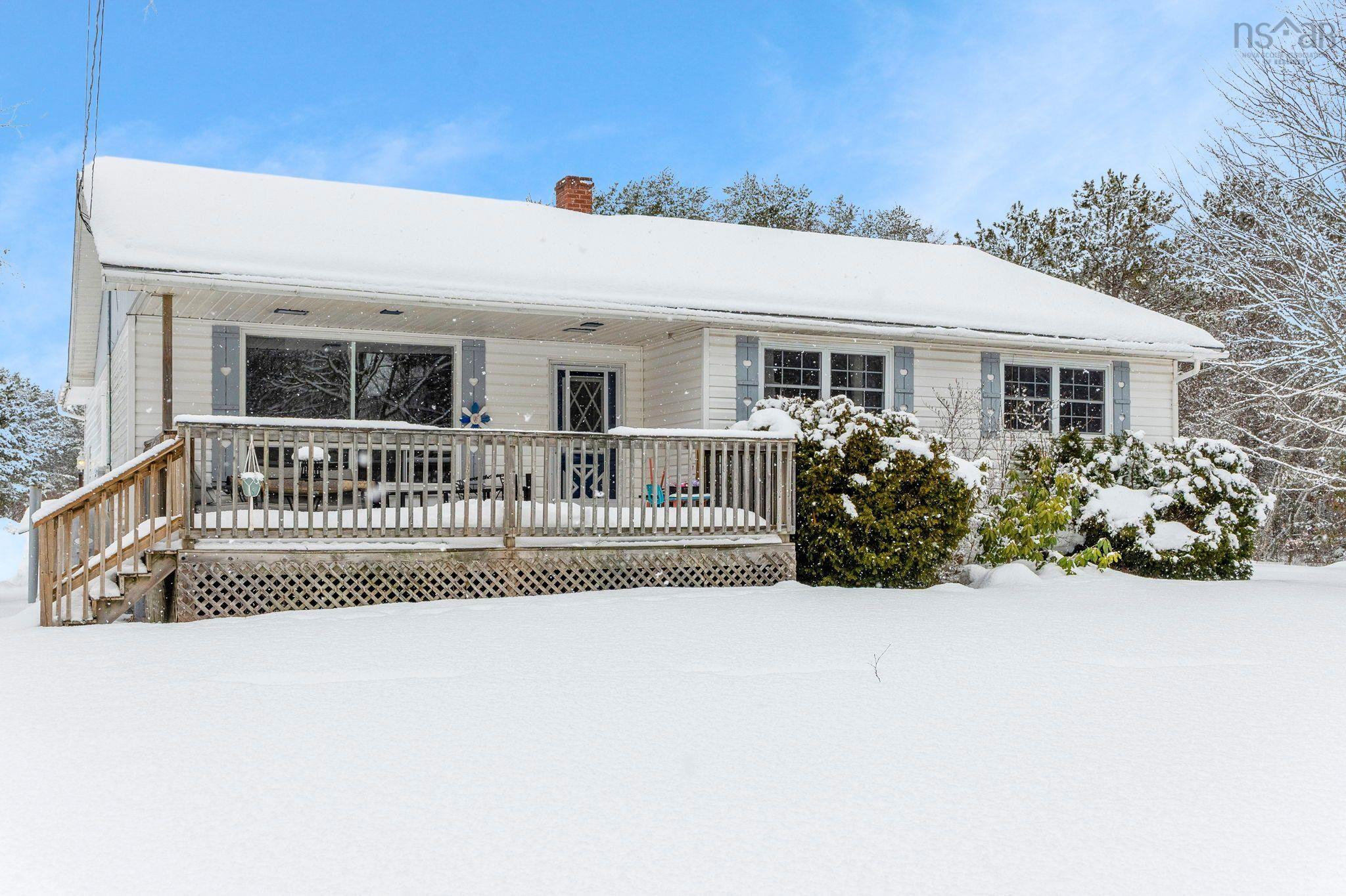 $445,000.00: 2184 Old Mill Road, South Farmington