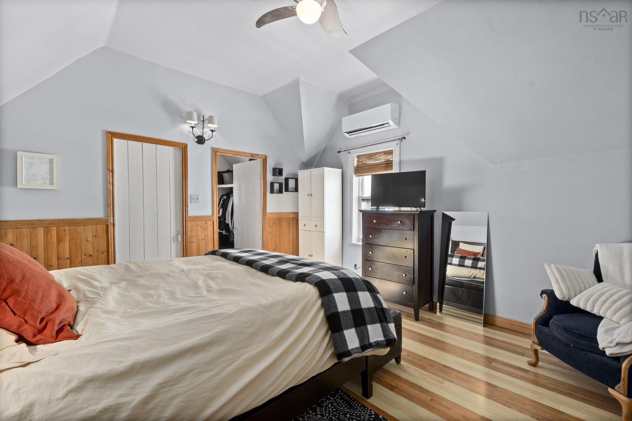 $415,000.00: 1132 Milford Road, Milford