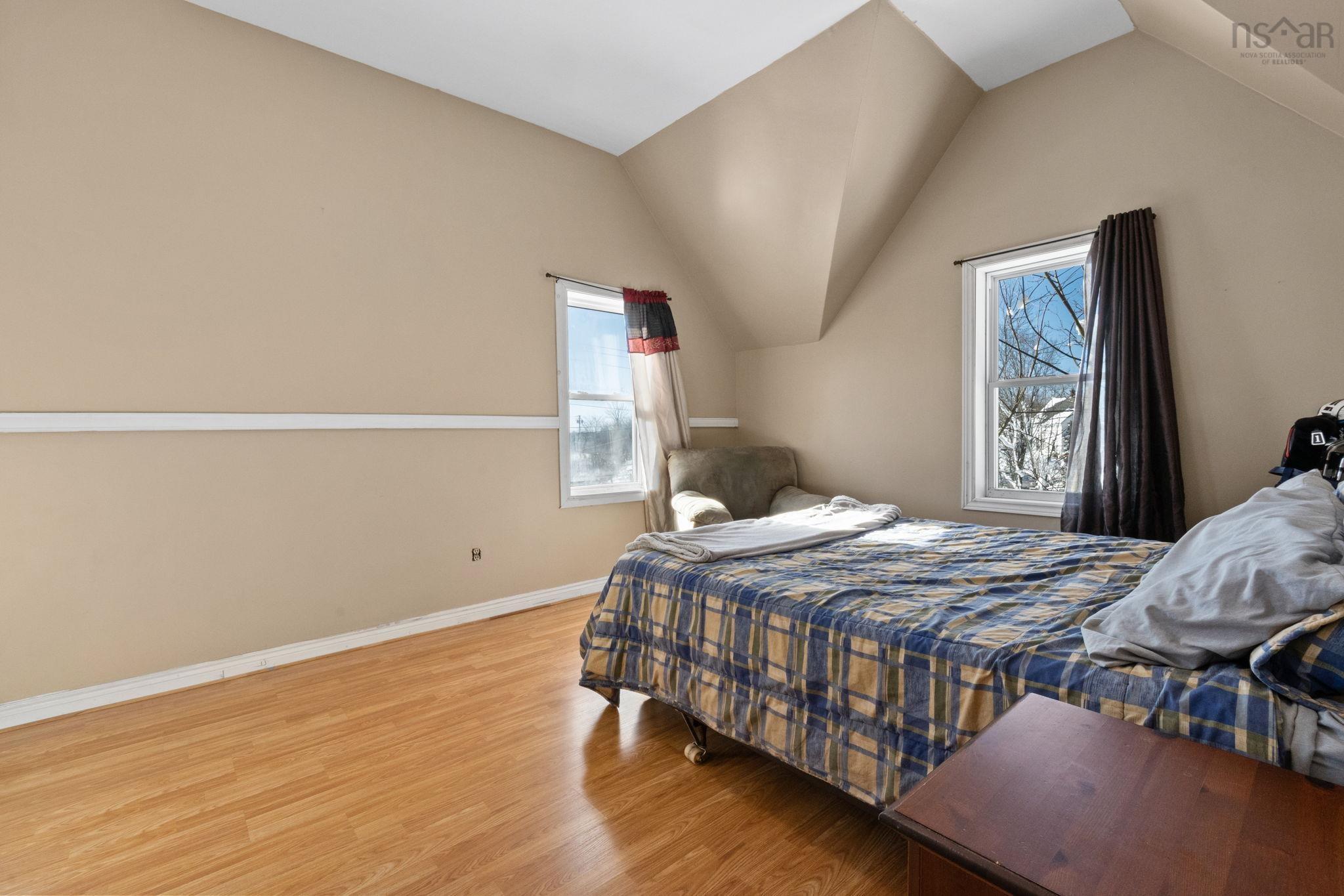 $415,000.00: 1132 Milford Road, Milford