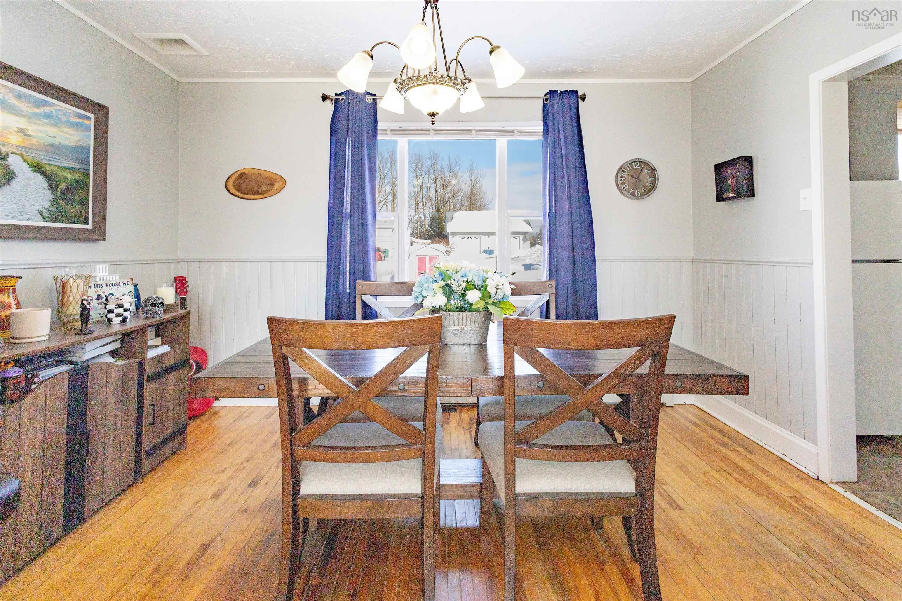 $325,000.00: 31 Hillcrest Street, Inverness