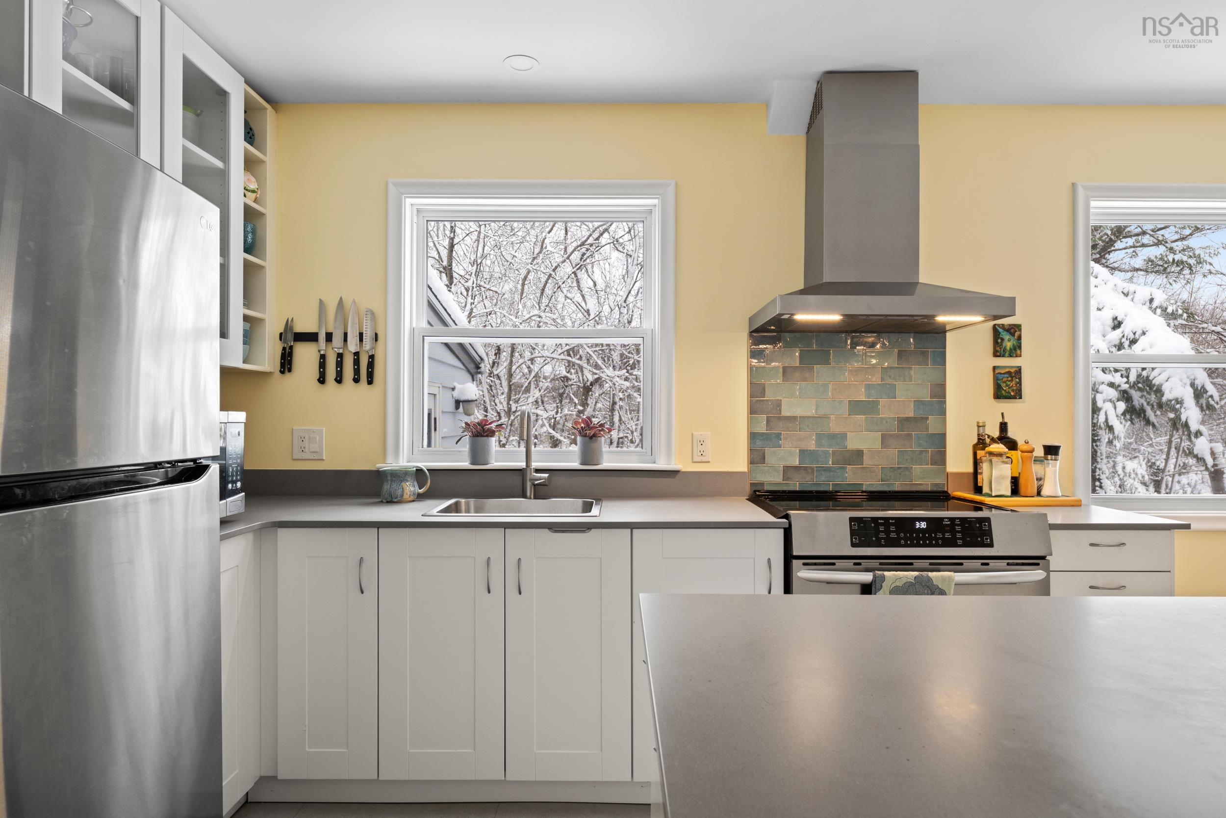 15 Crestview Drive, Halifax, NS (MLS 202602787)