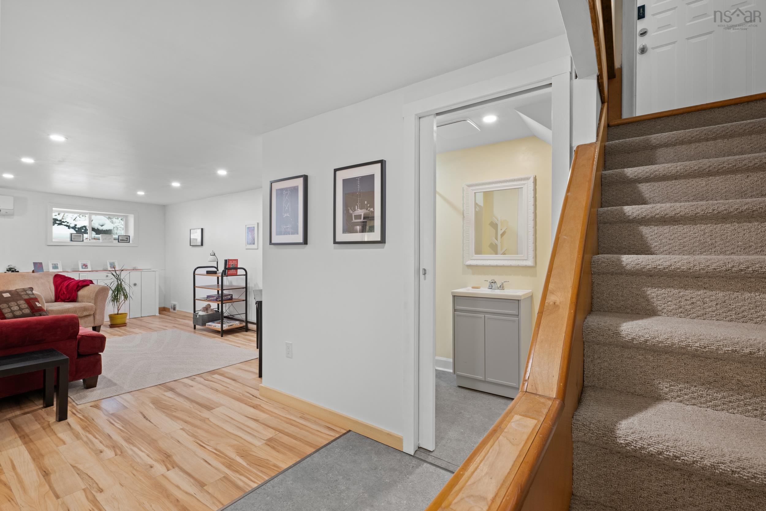 15 Crestview Drive, Halifax, NS (MLS 202602787)