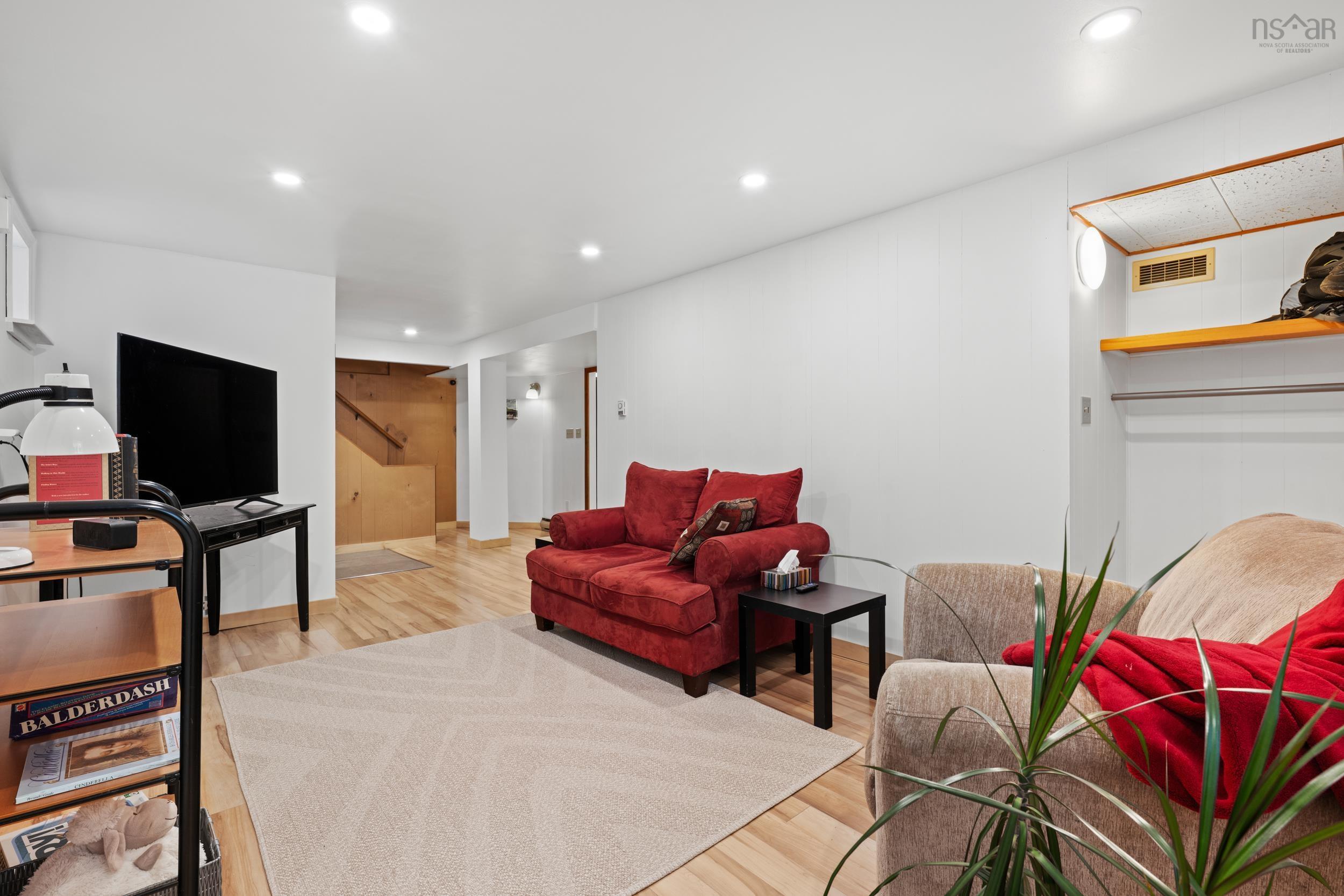 15 Crestview Drive, Halifax, NS (MLS 202602787)