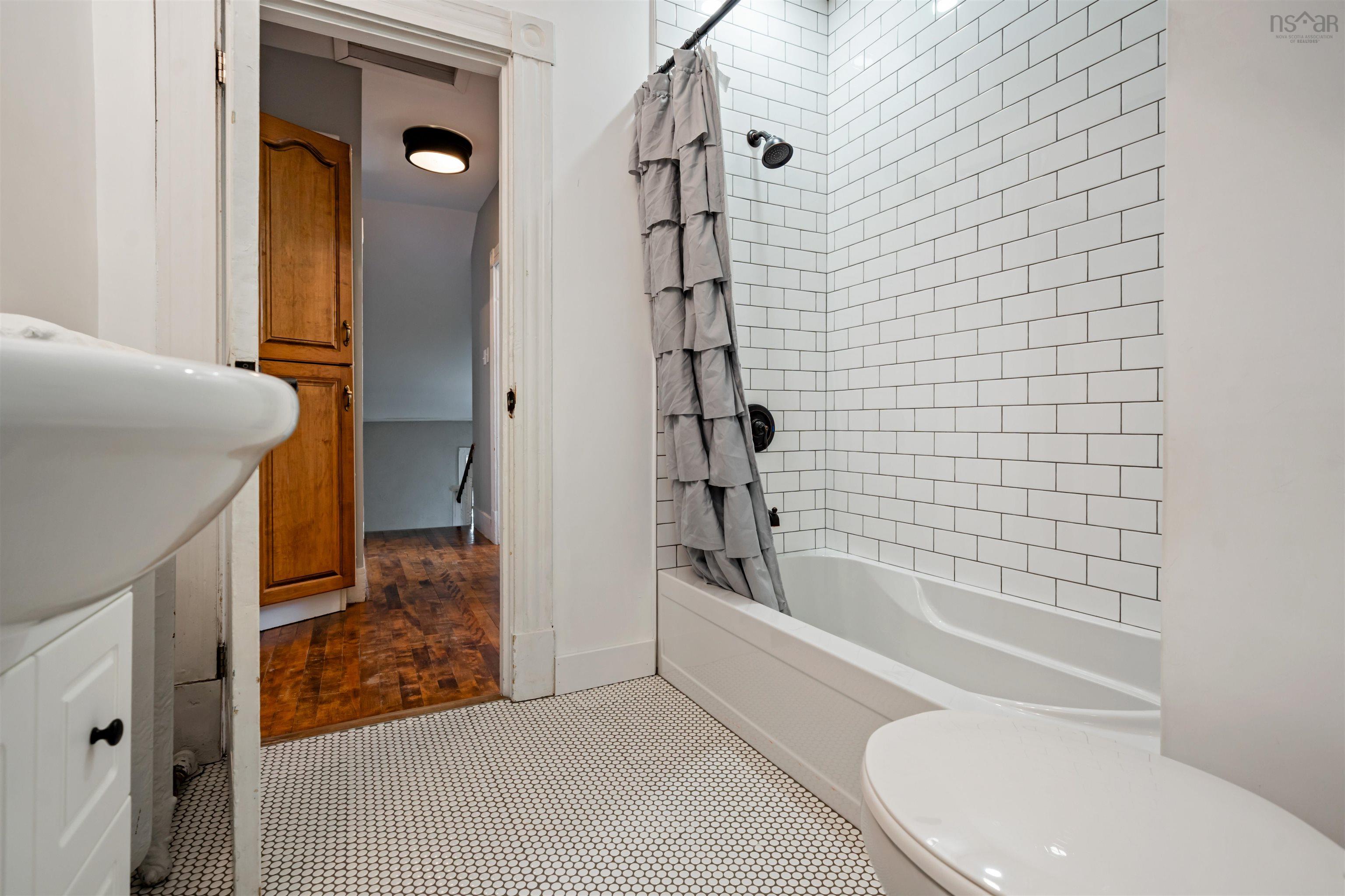 $319,000.00: 69 Maple Avenue, New Glasgow