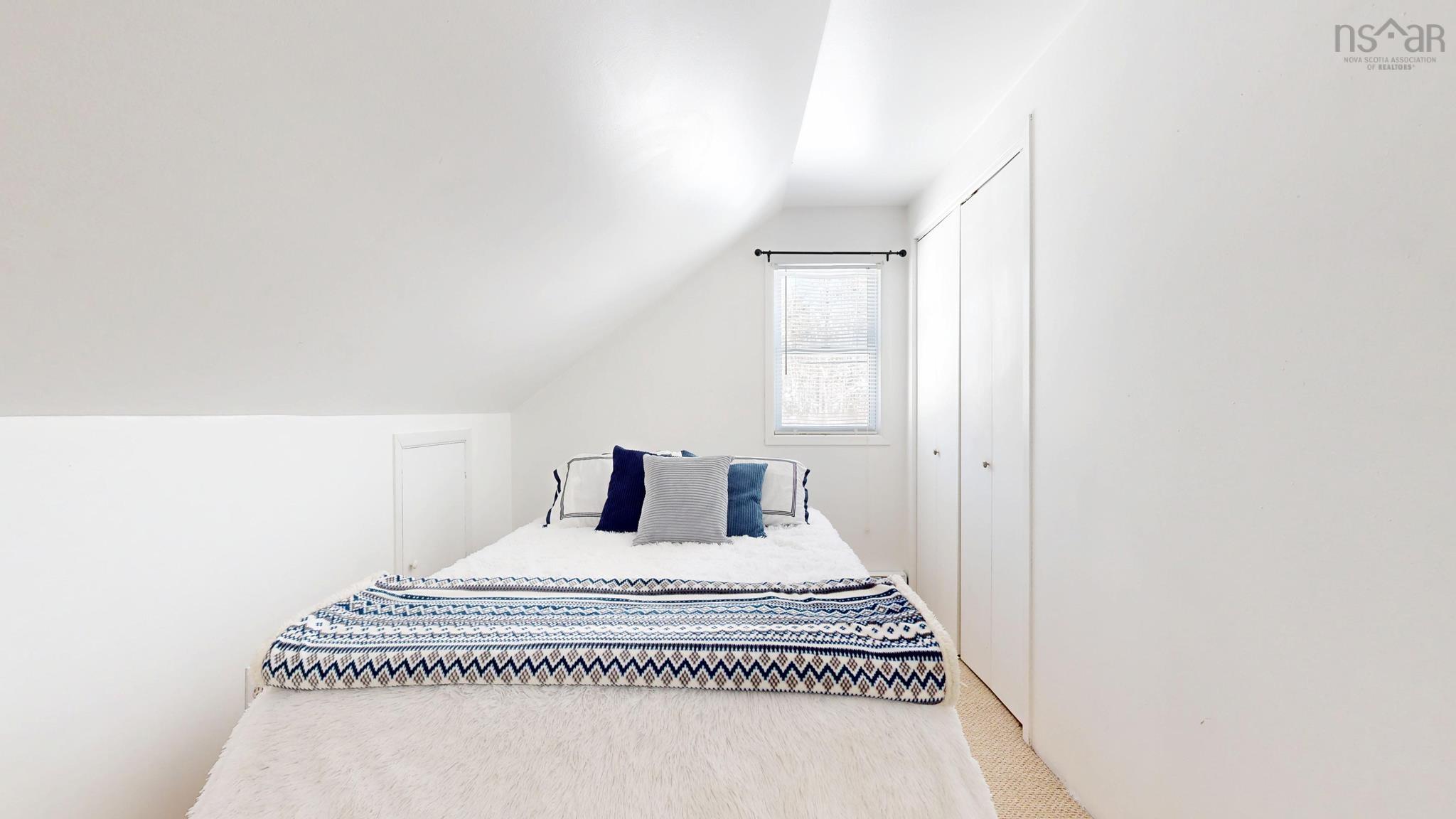 $348,000.00: 4149 Woodstock Road, Walden