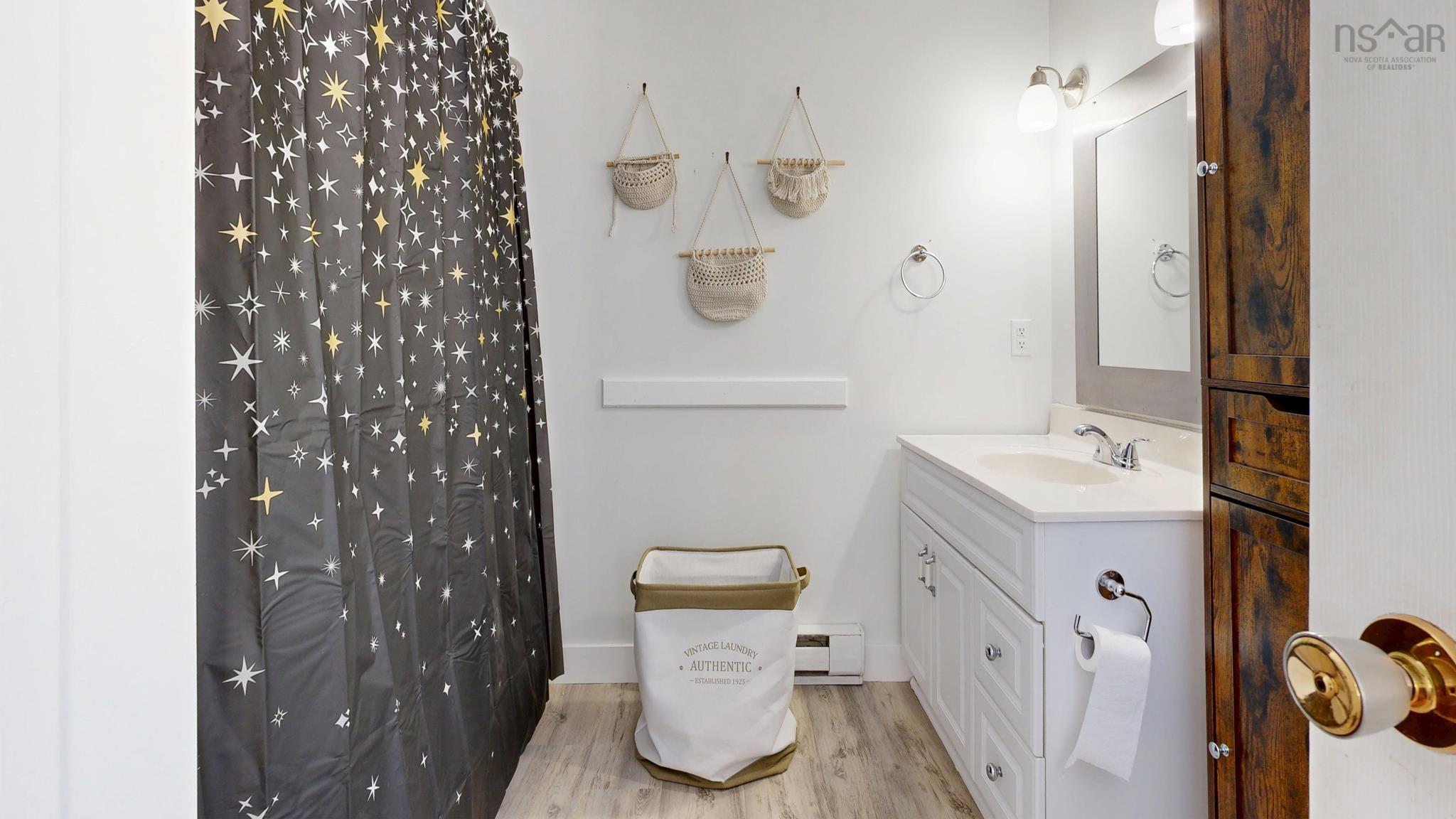 $348,000.00: 4149 Woodstock Road, Walden