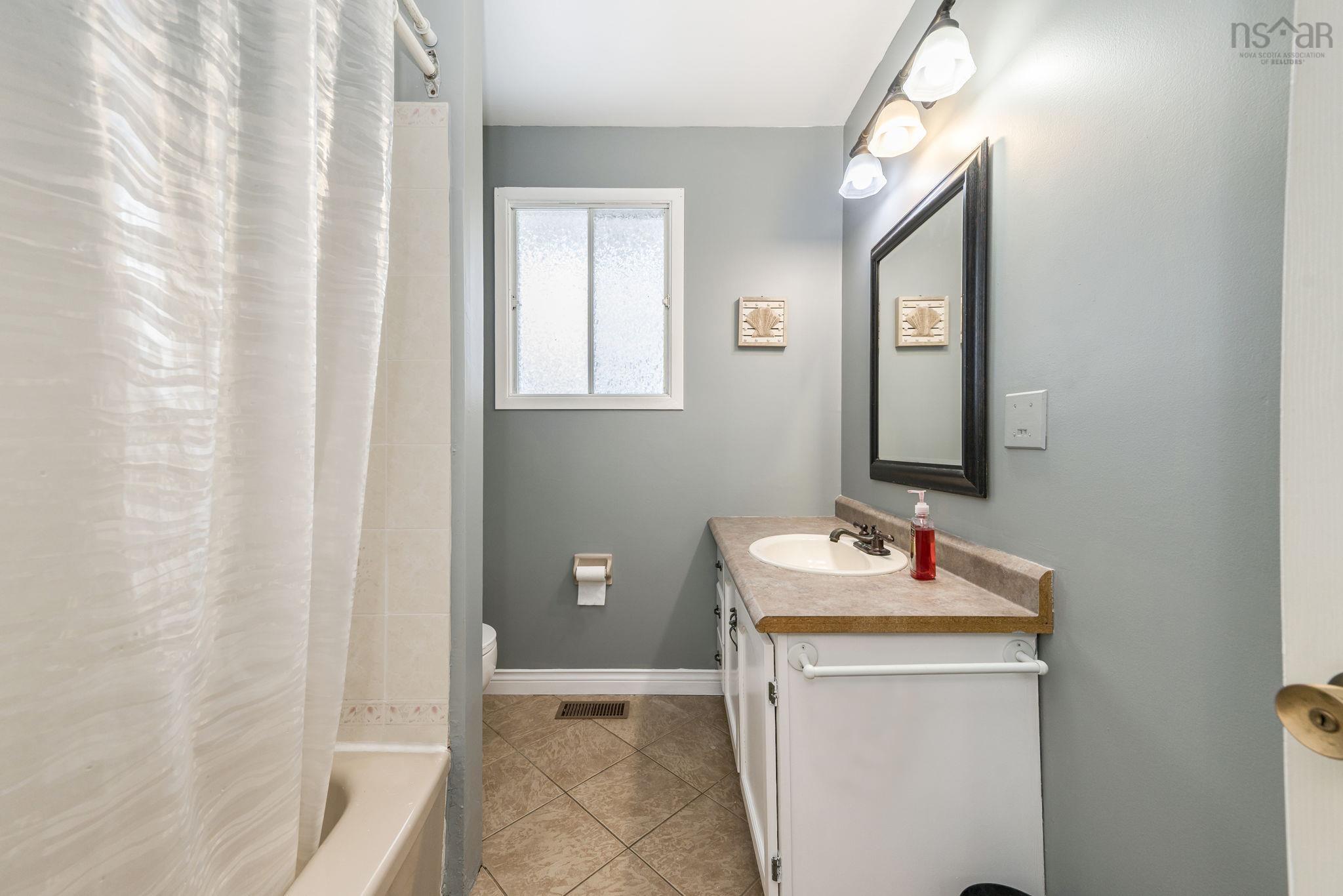 17 Wexford Road, Cole Harbour, NS (MLS 202602815)