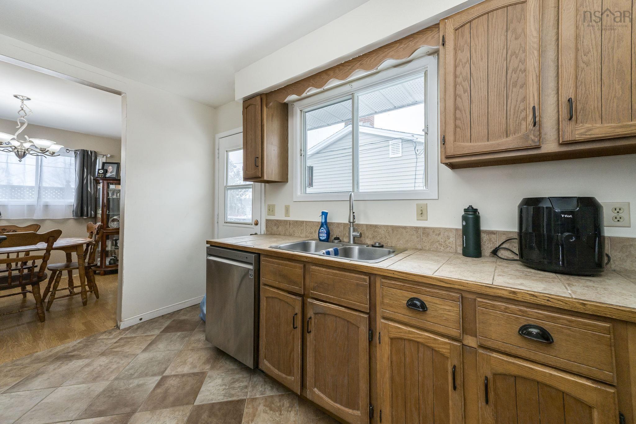 17 Wexford Road, Cole Harbour, NS (MLS 202602815)