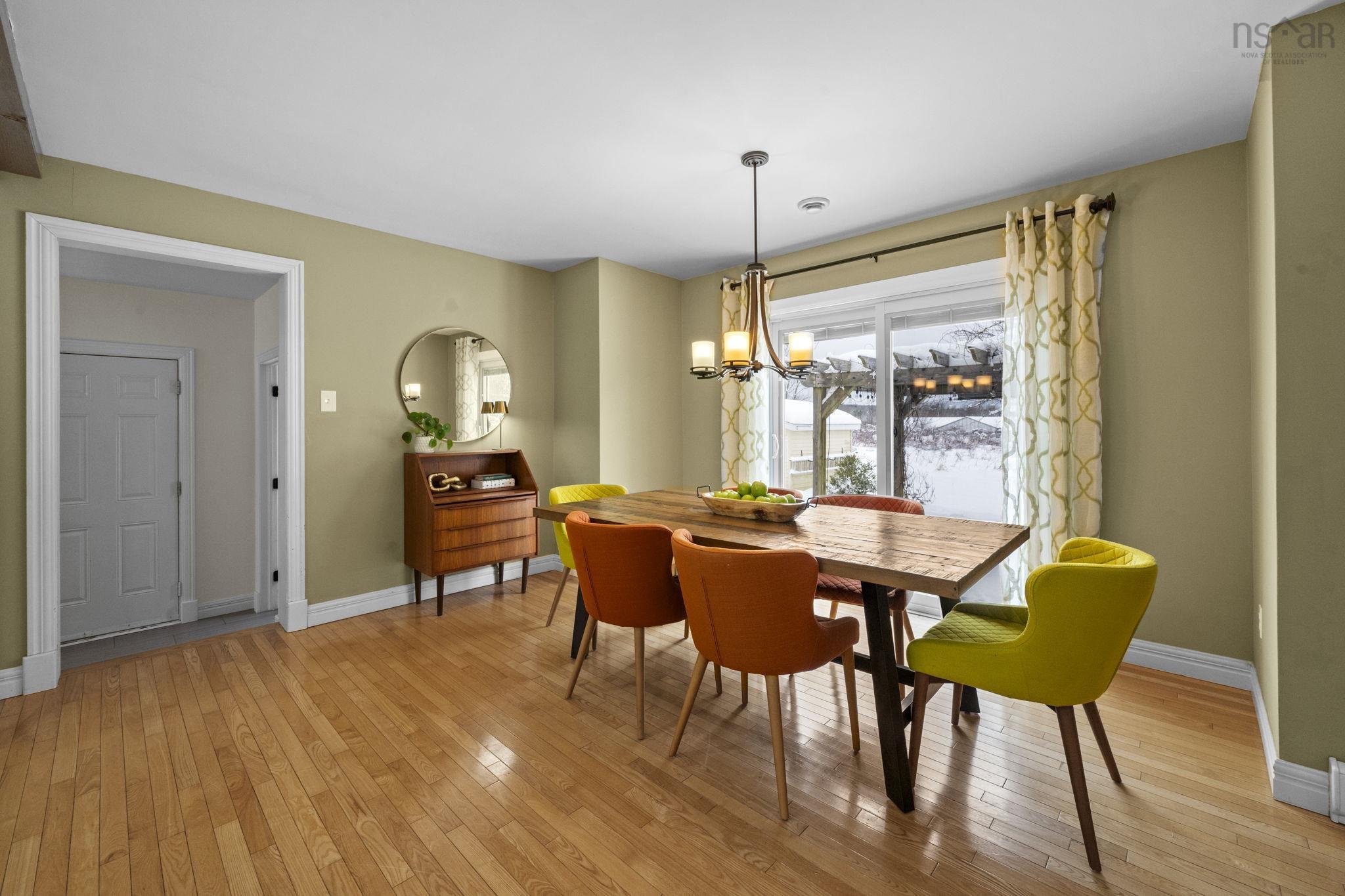 $770,000.00: 39 Stirling Avenue, Wolfville