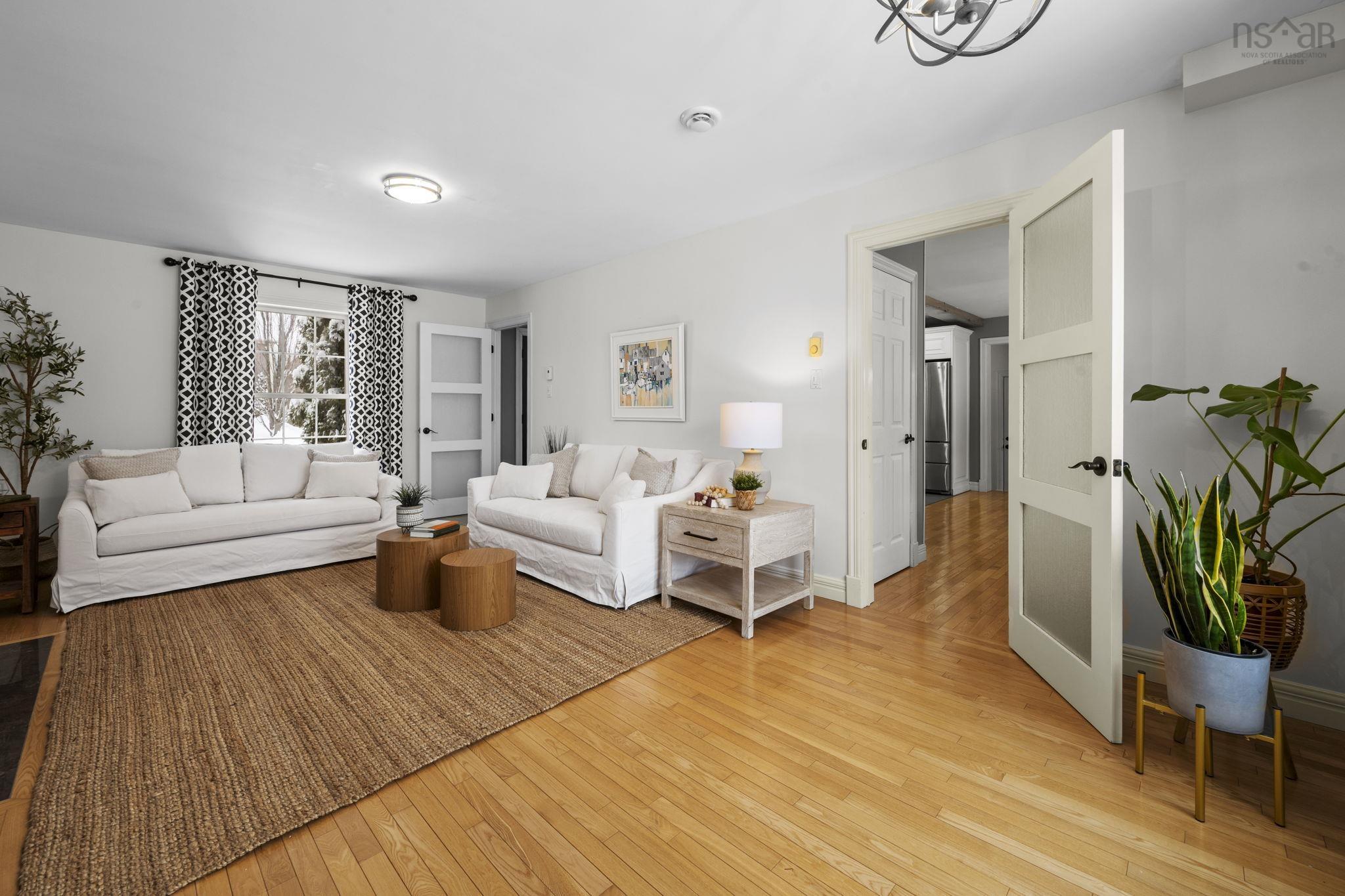 $770,000.00: 39 Stirling Avenue, Wolfville