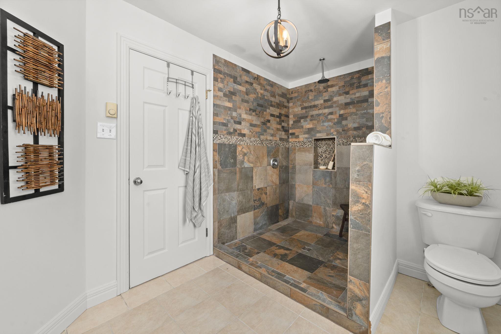 $770,000.00: 39 Stirling Avenue, Wolfville