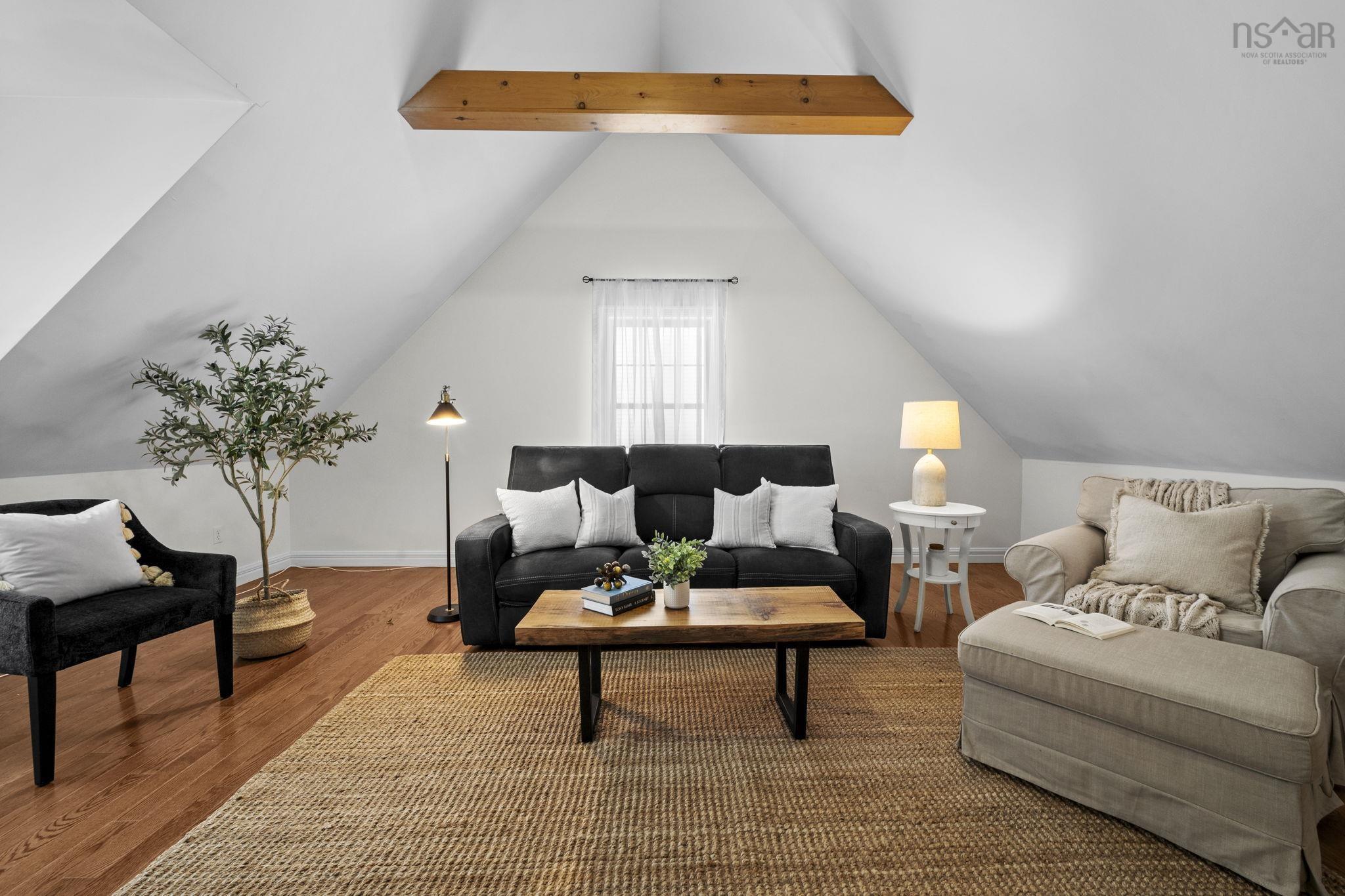 $770,000.00: 39 Stirling Avenue, Wolfville