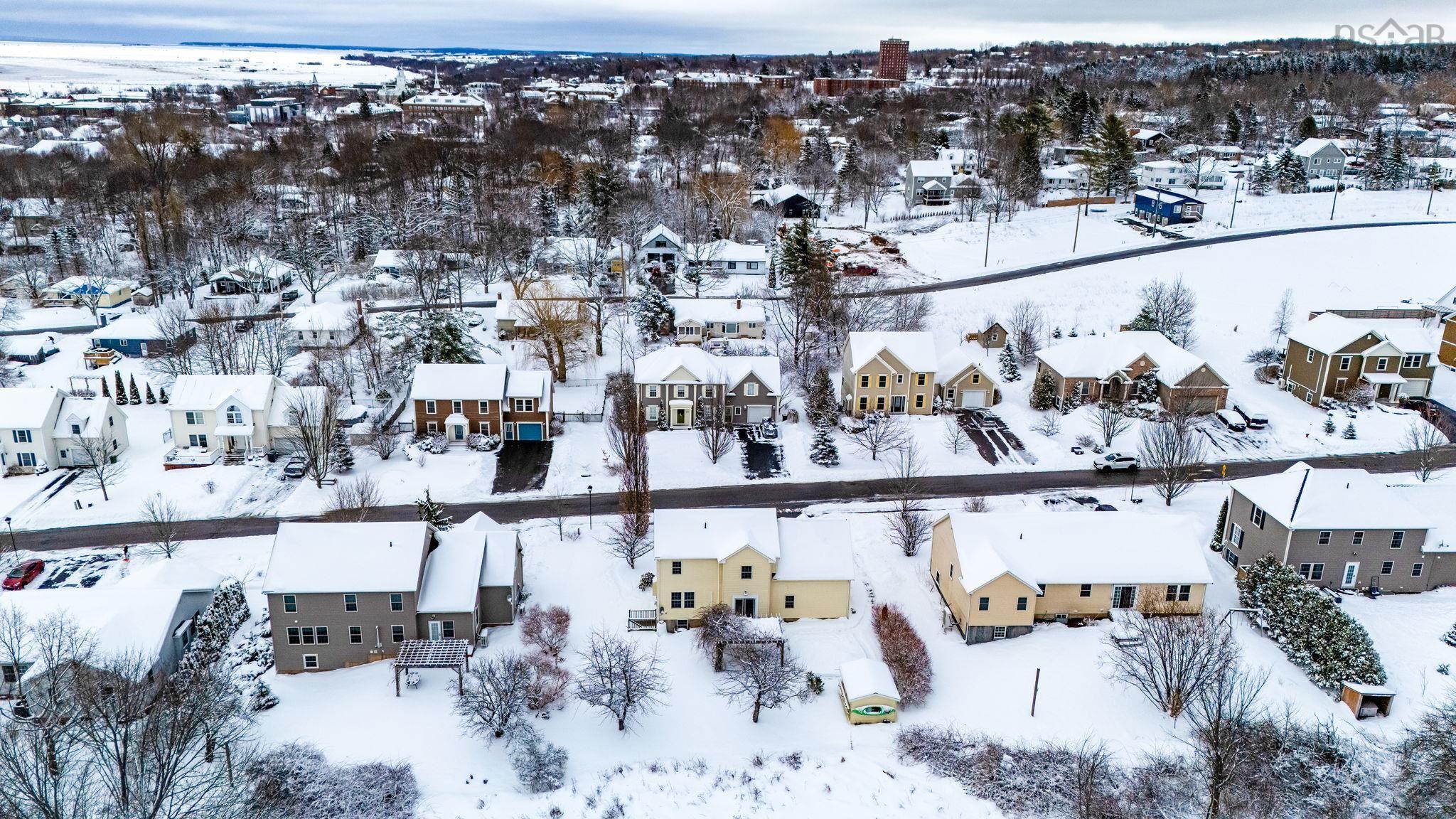 $770,000.00: 39 Stirling Avenue, Wolfville