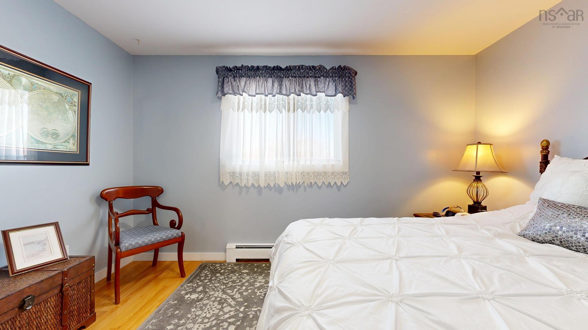 $429,900.00: 2865 Highway 340, Corberrie