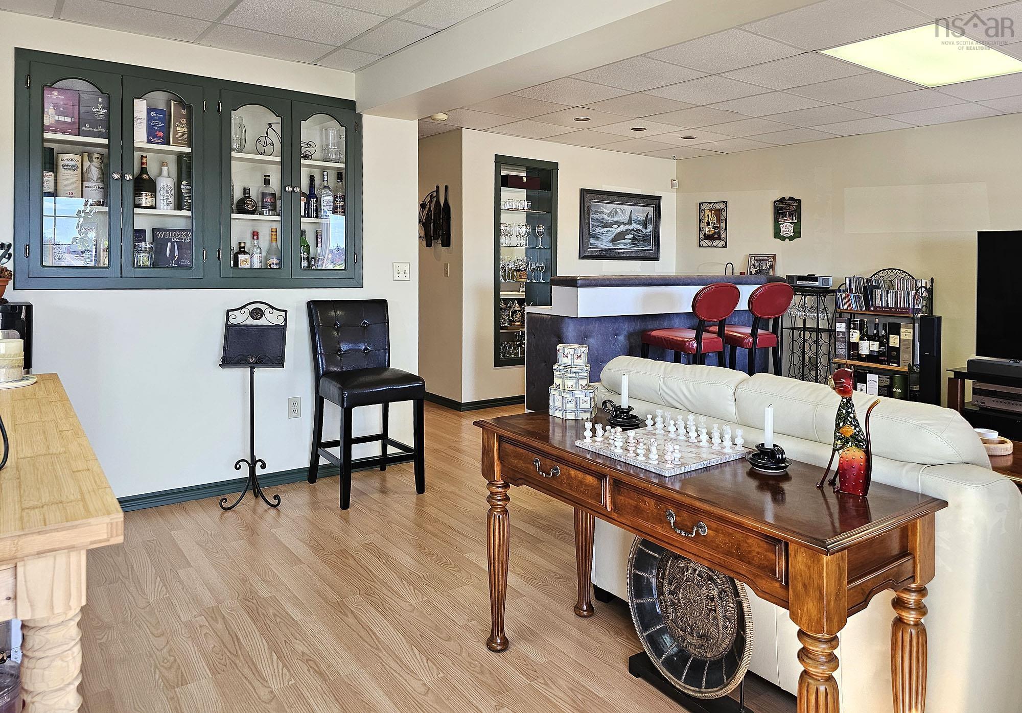 $429,900.00: 2865 Highway 340, Corberrie