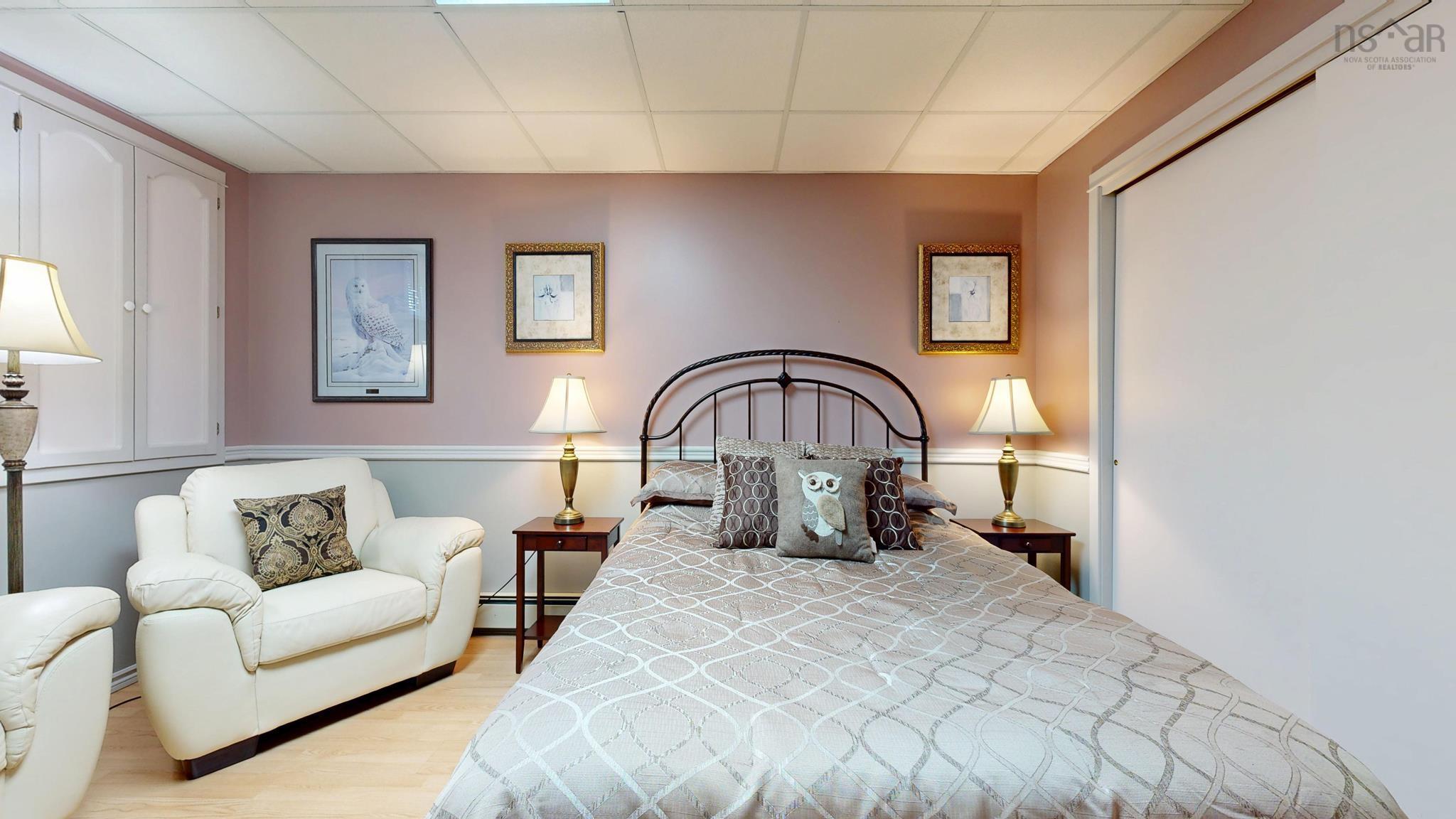 $429,900.00: 2865 Highway 340, Corberrie