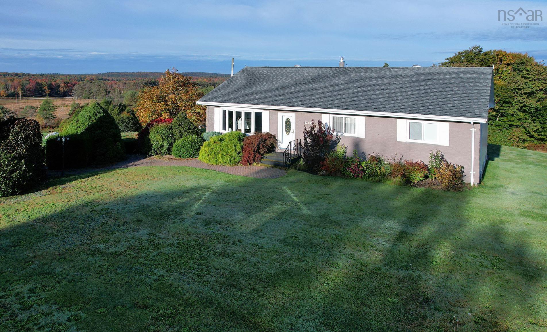 $429,900.00: 2865 Highway 340, Corberrie