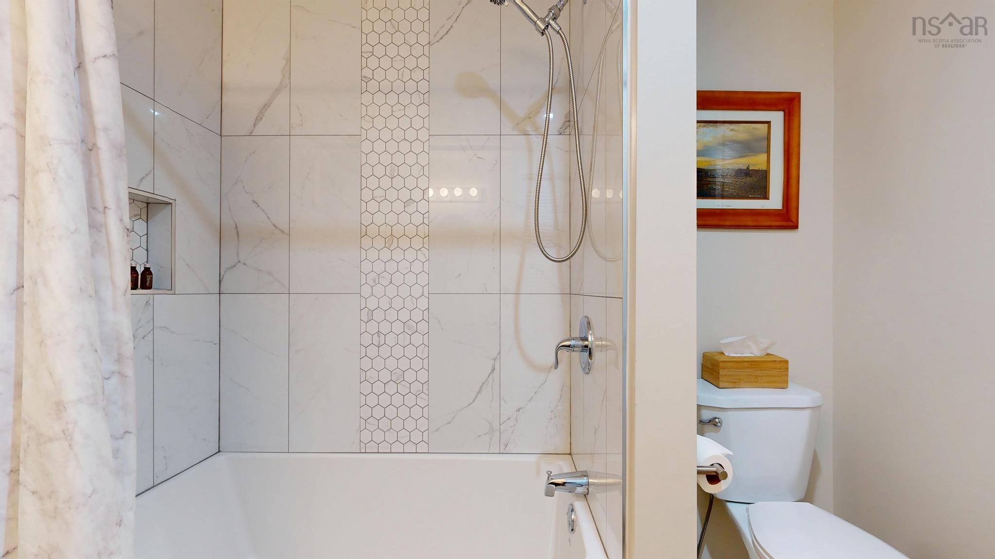 $429,900.00: 2865 Highway 340, Corberrie