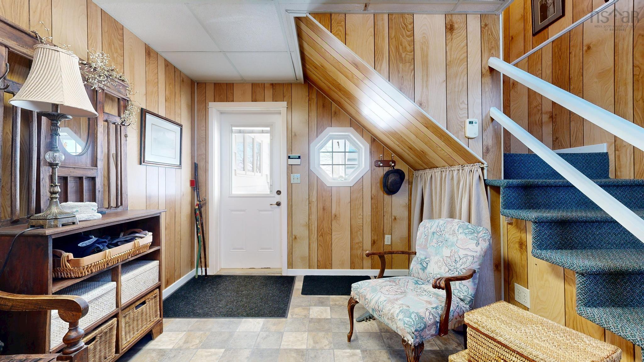 $429,900.00: 2865 Highway 340, Corberrie