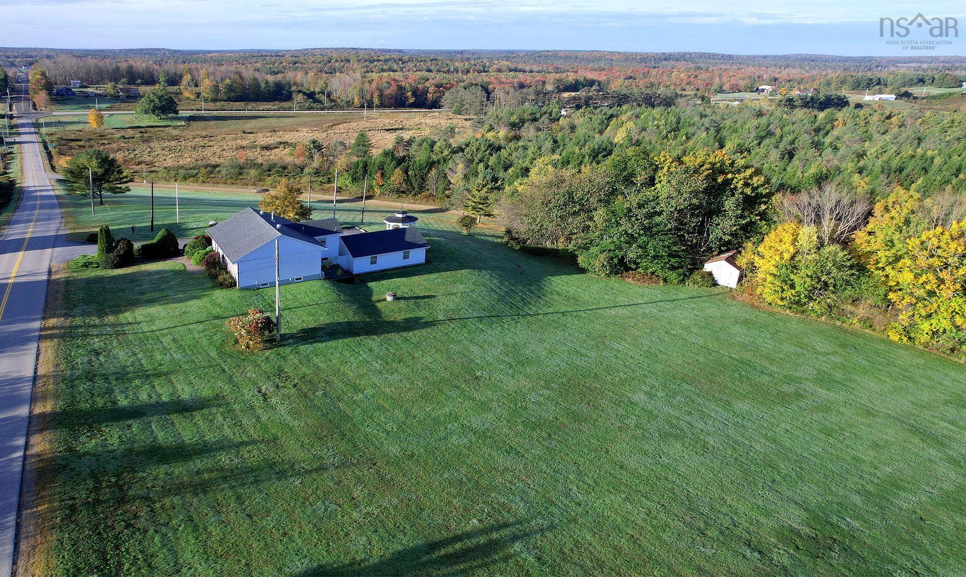 $429,900.00: 2865 Highway 340, Corberrie