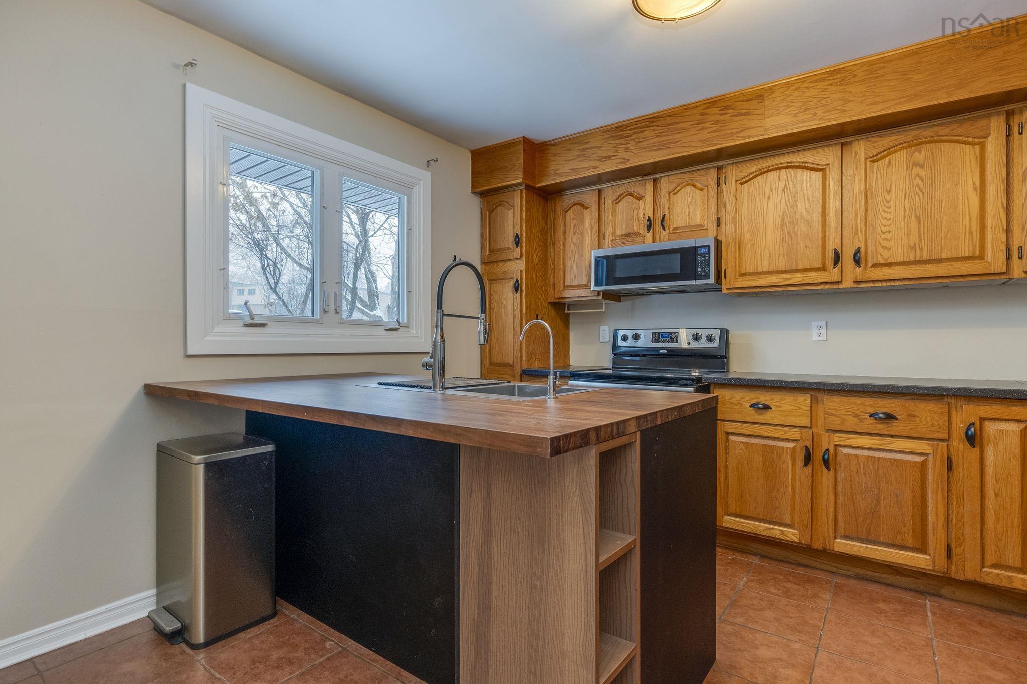 77 Forestside Crescent, Halifax, NS (MLS 202602831)