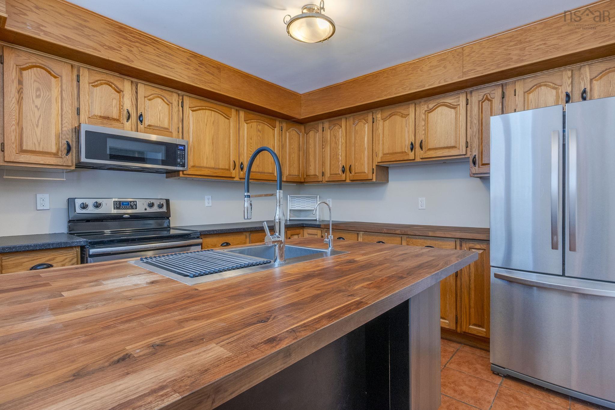 77 Forestside Crescent, Halifax, NS (MLS 202602831)