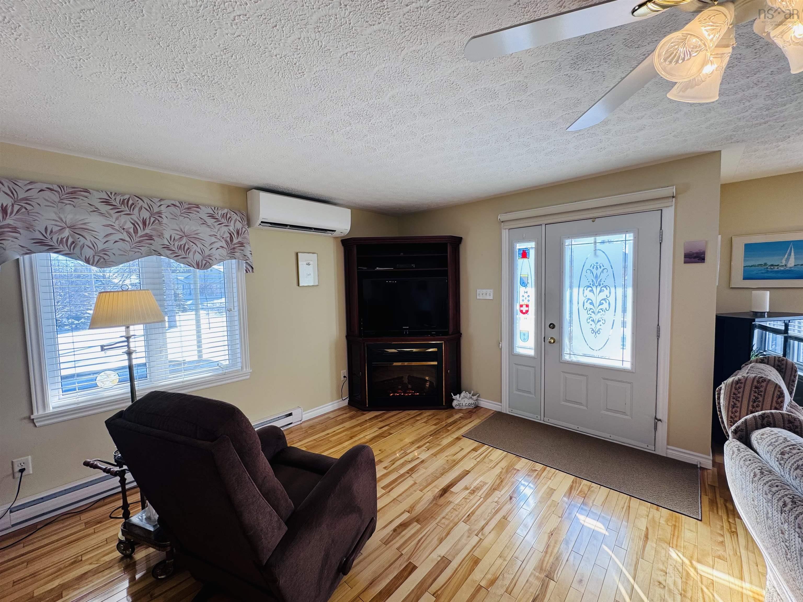 $374,900.00: 27 Wellington Court, Truro