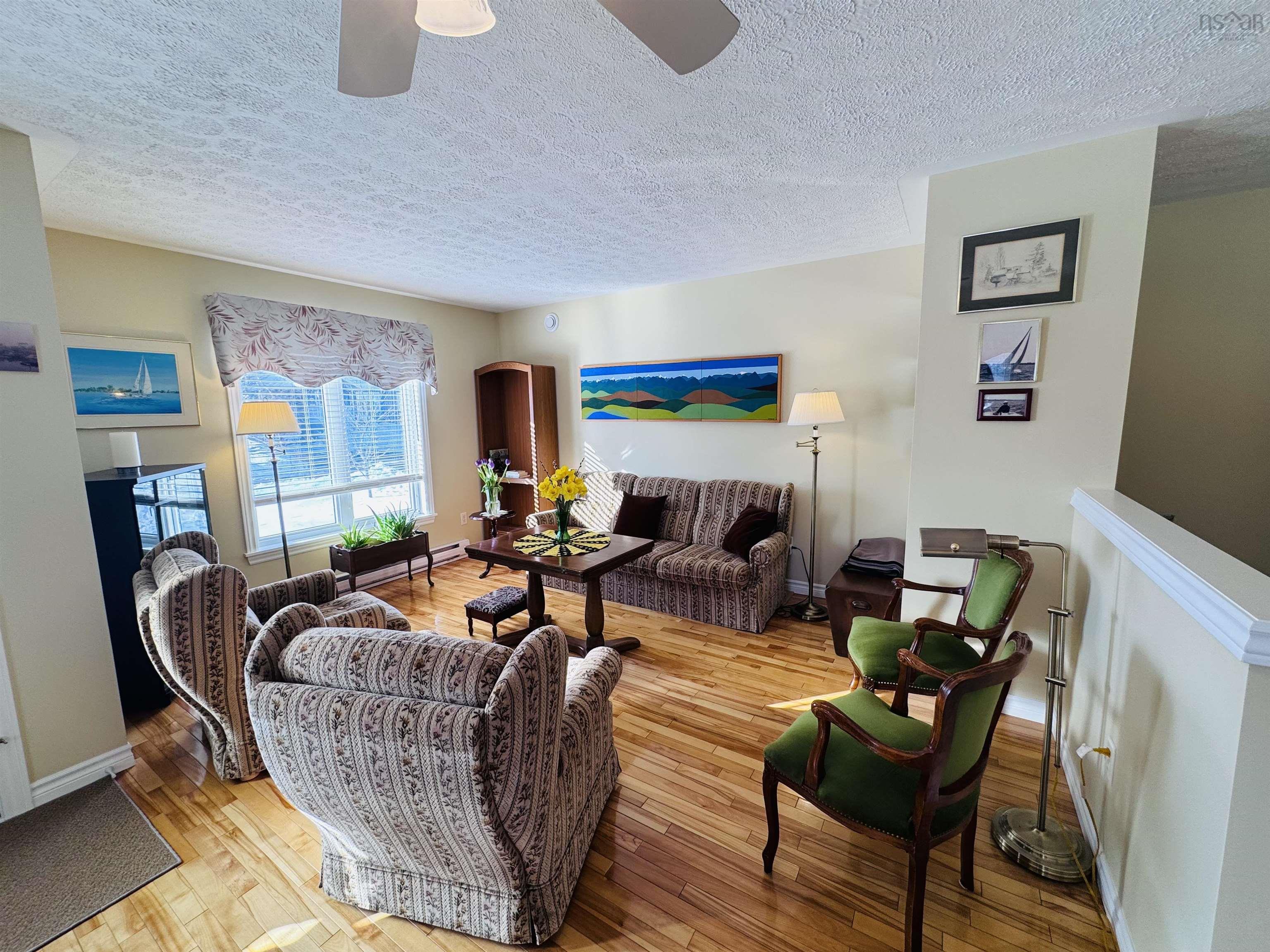 $374,900.00: 27 Wellington Court, Truro