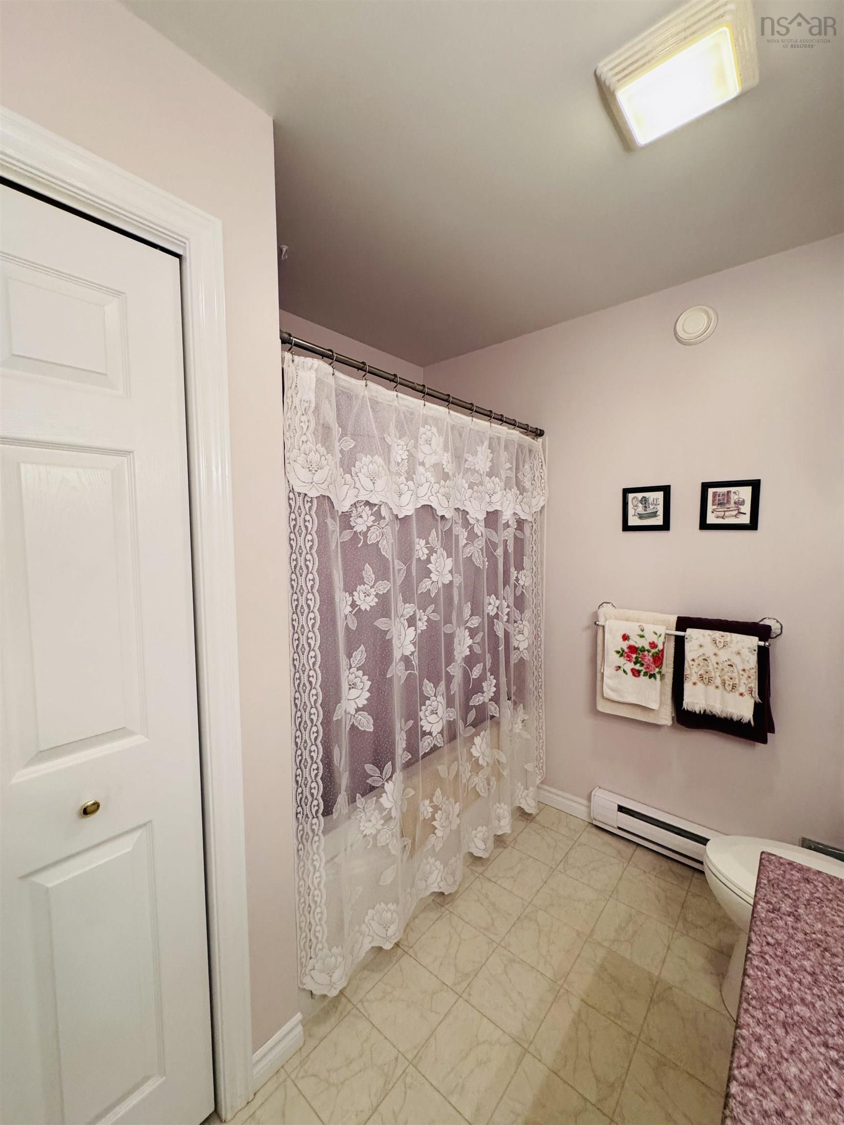 $374,900.00: 27 Wellington Court, Truro