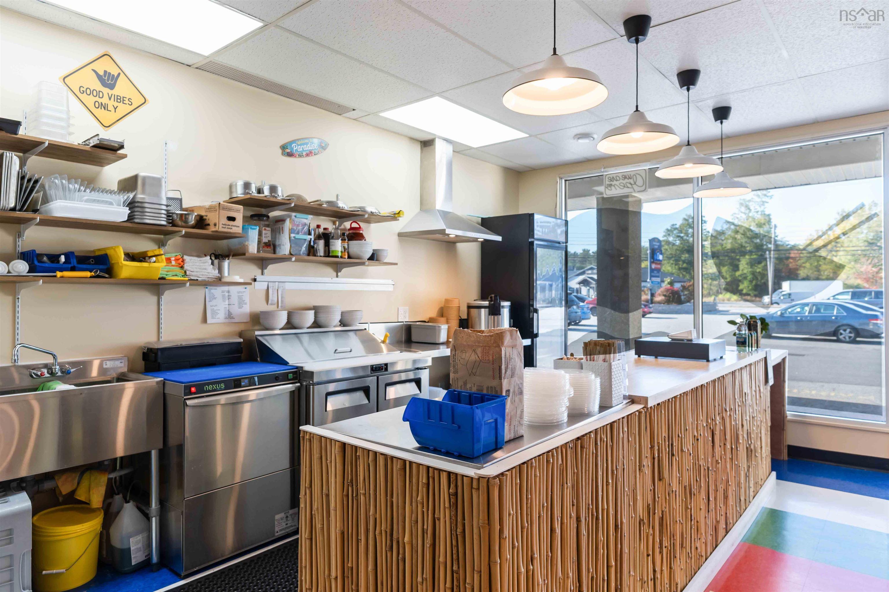 $99,900.00: B 780 Central Avenue, Greenwood