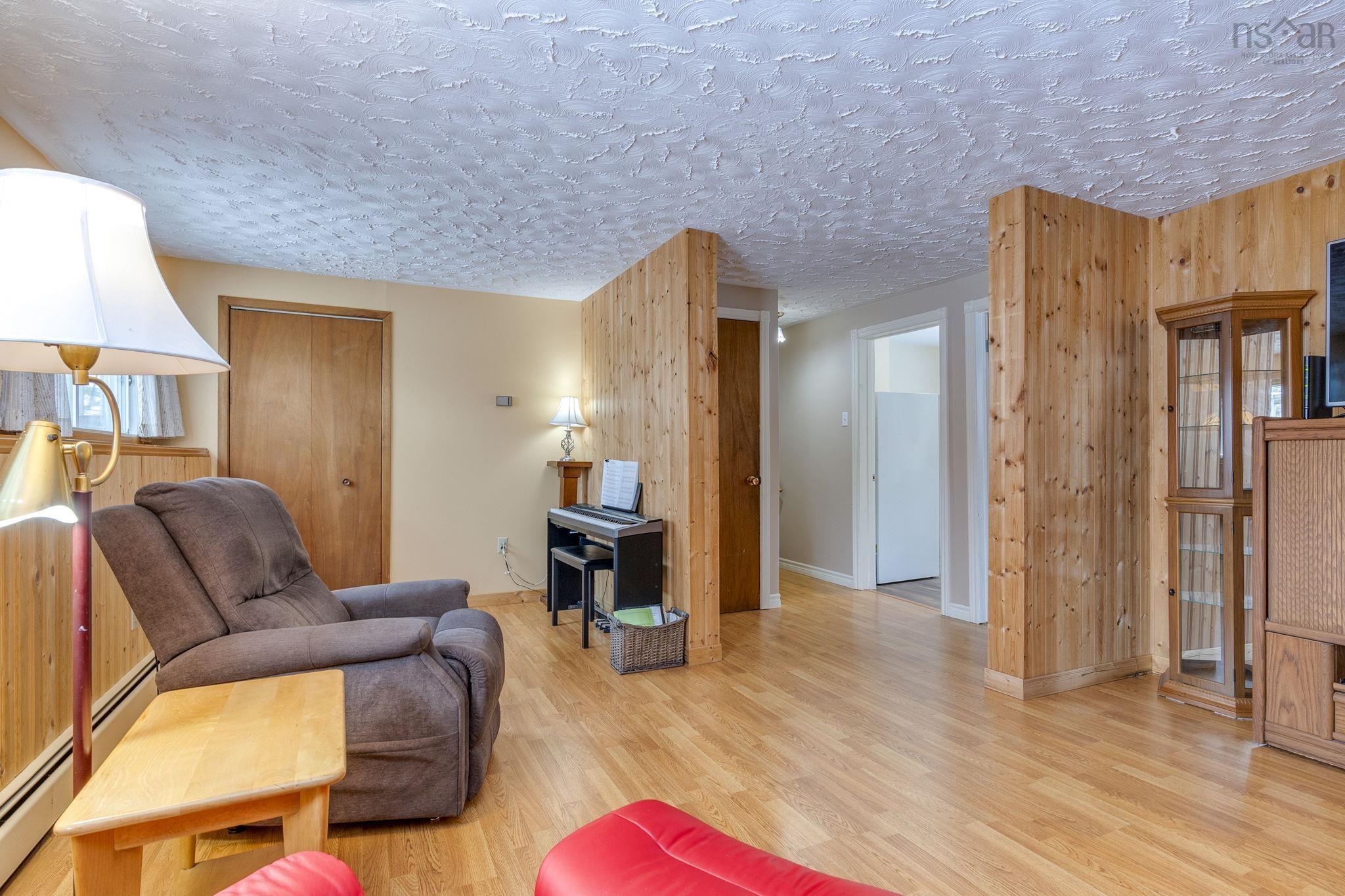 $549,900.00: 56 Brook Street, Fletchers Lake