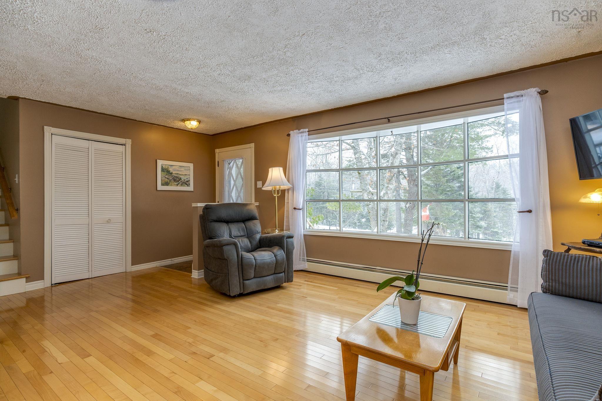 $549,900.00: 56 Brook Street, Fletchers Lake