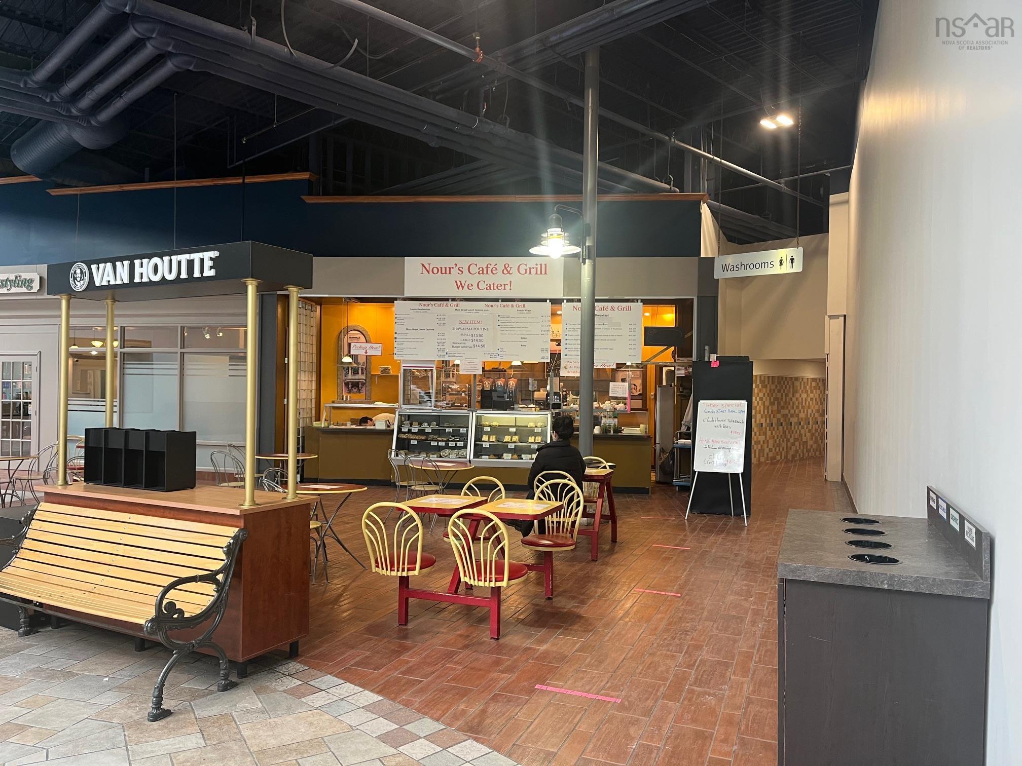 $158,900.00: 235 7071 Bayers Road, Halifax