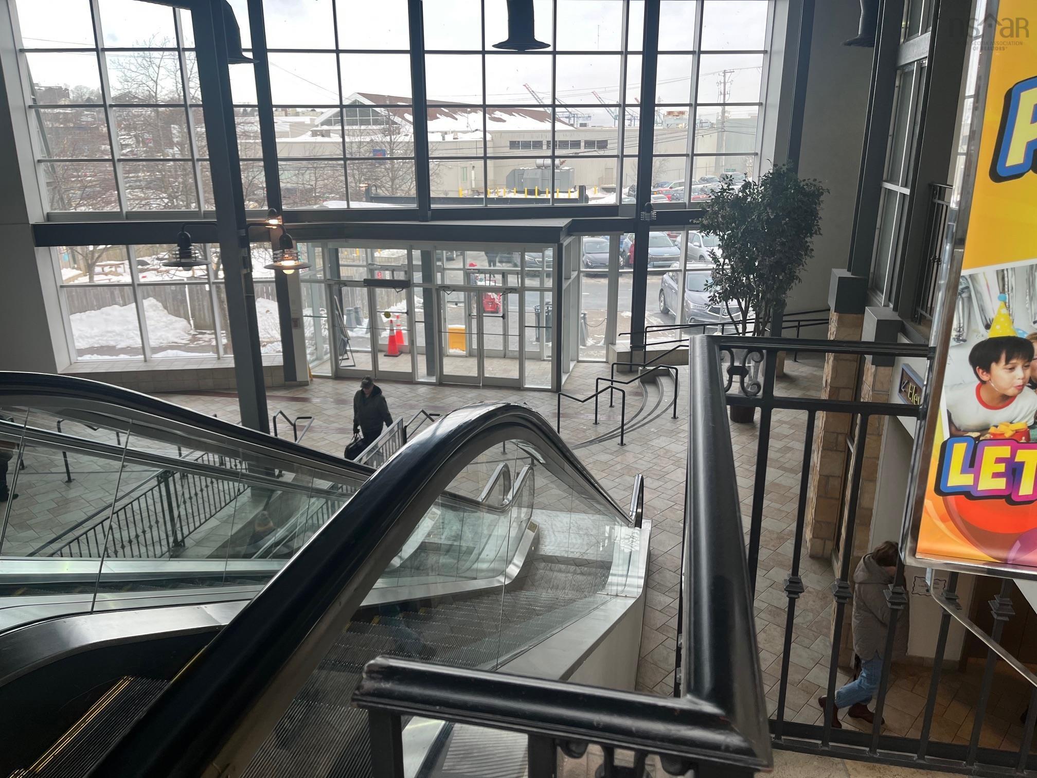 $158,900.00: 235 7071 Bayers Road, Halifax