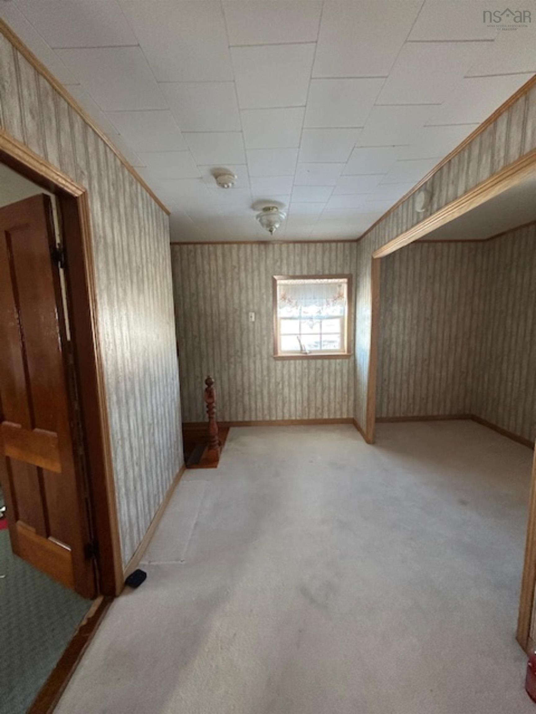 $165,000.00: 6 School Street, Clark